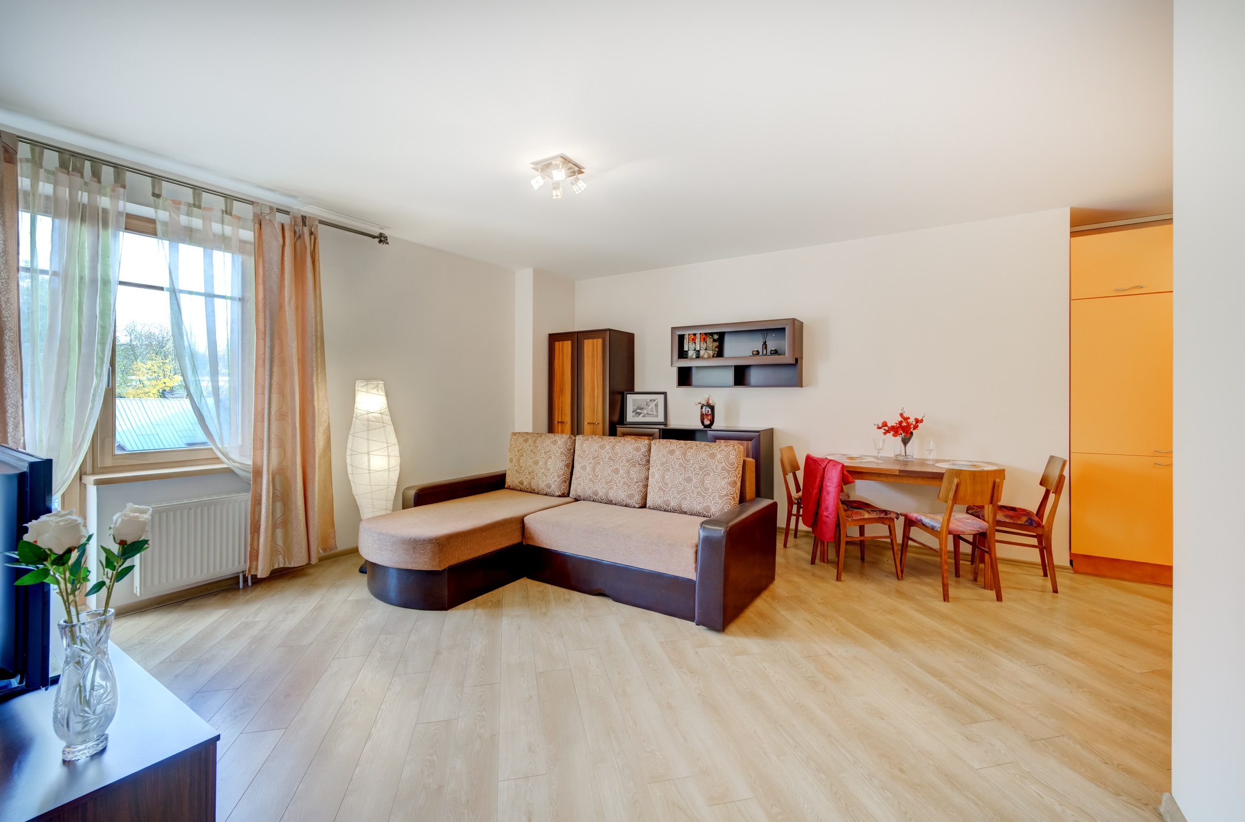 Šv. Stepeno g. 29, 2-jų kambarių buto fotosesija. Elina Sapiega fotografė Vilniuje