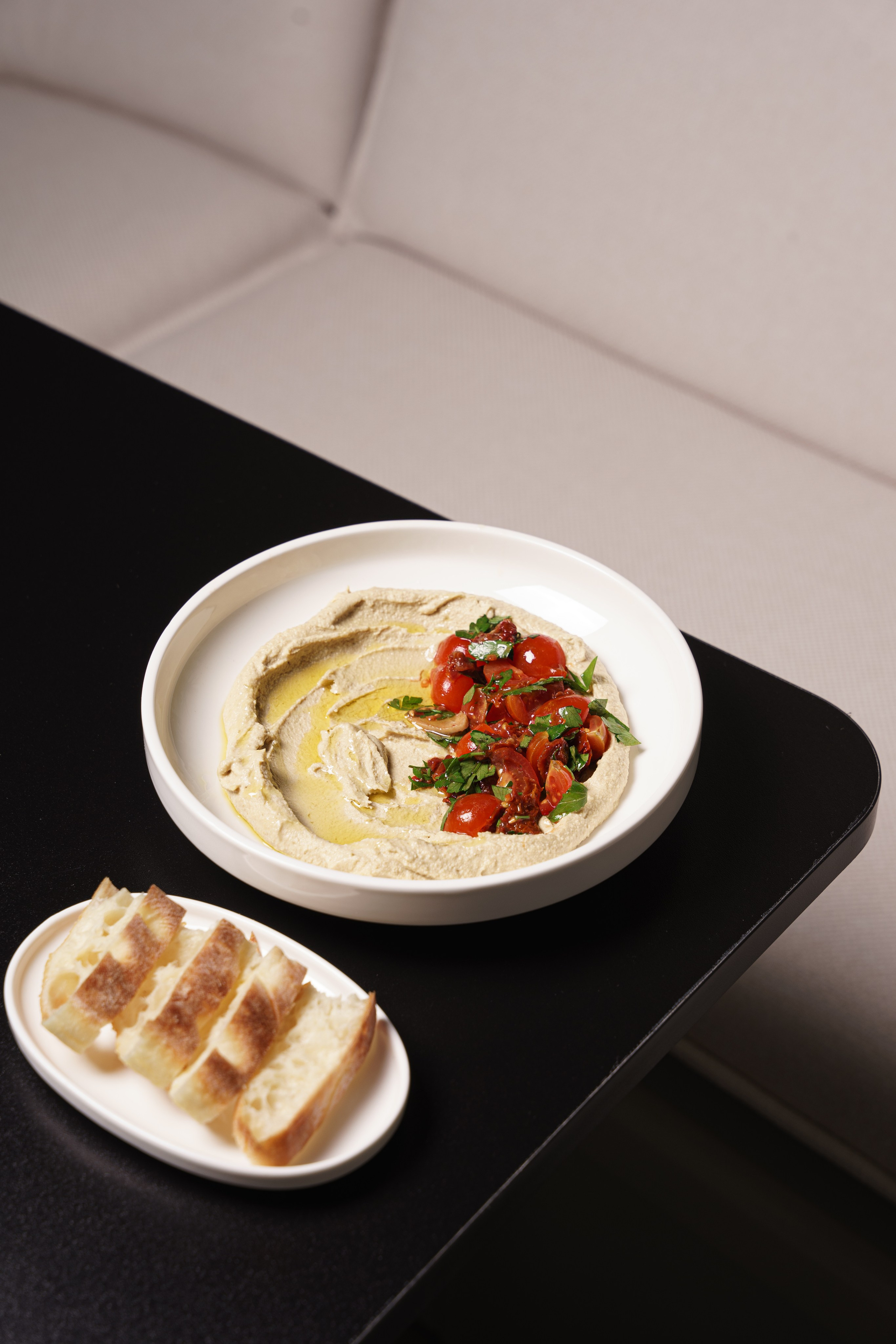 EFSY | Coffee & Cocktail Bar | Prague