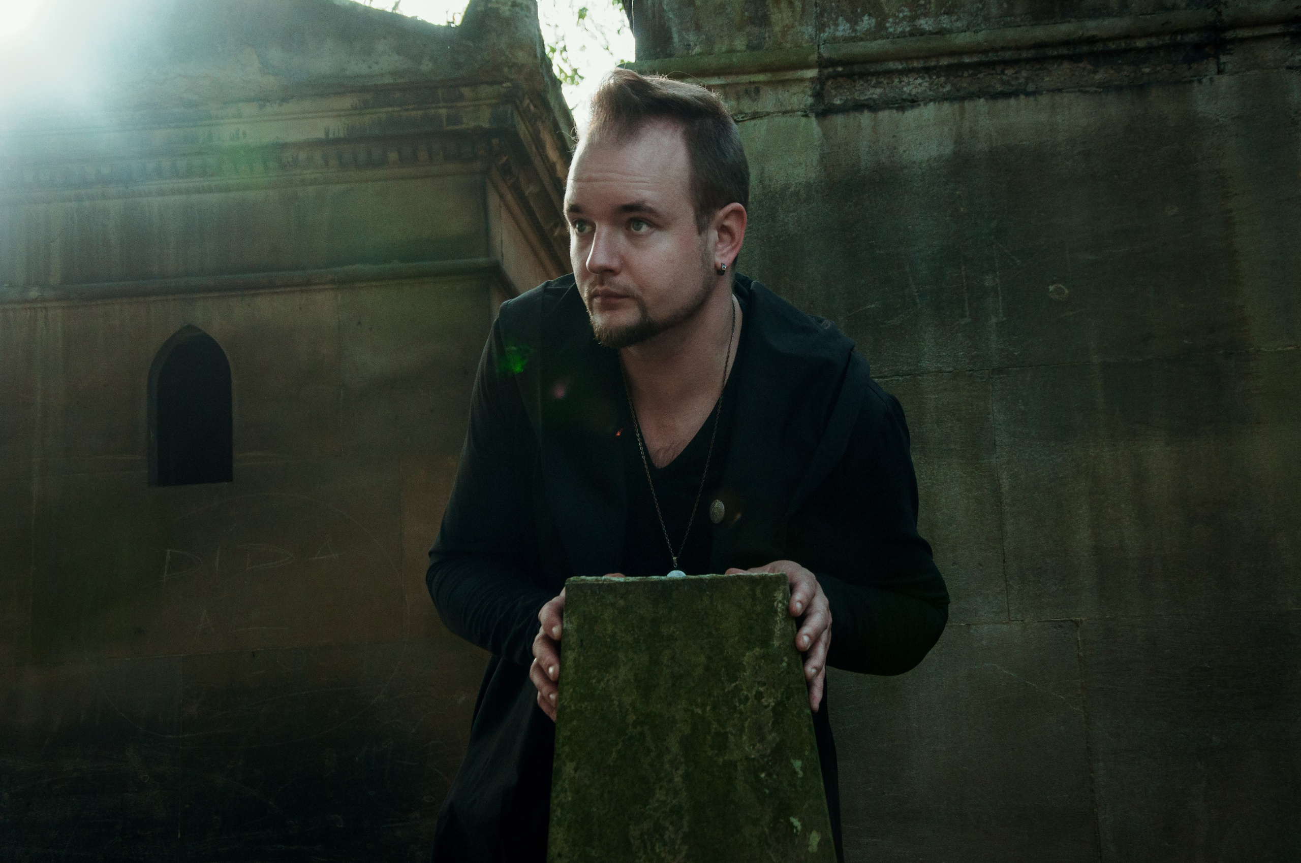 Фотосессия на Пер-Лашез. Фотограф в Париже Полина Осипова