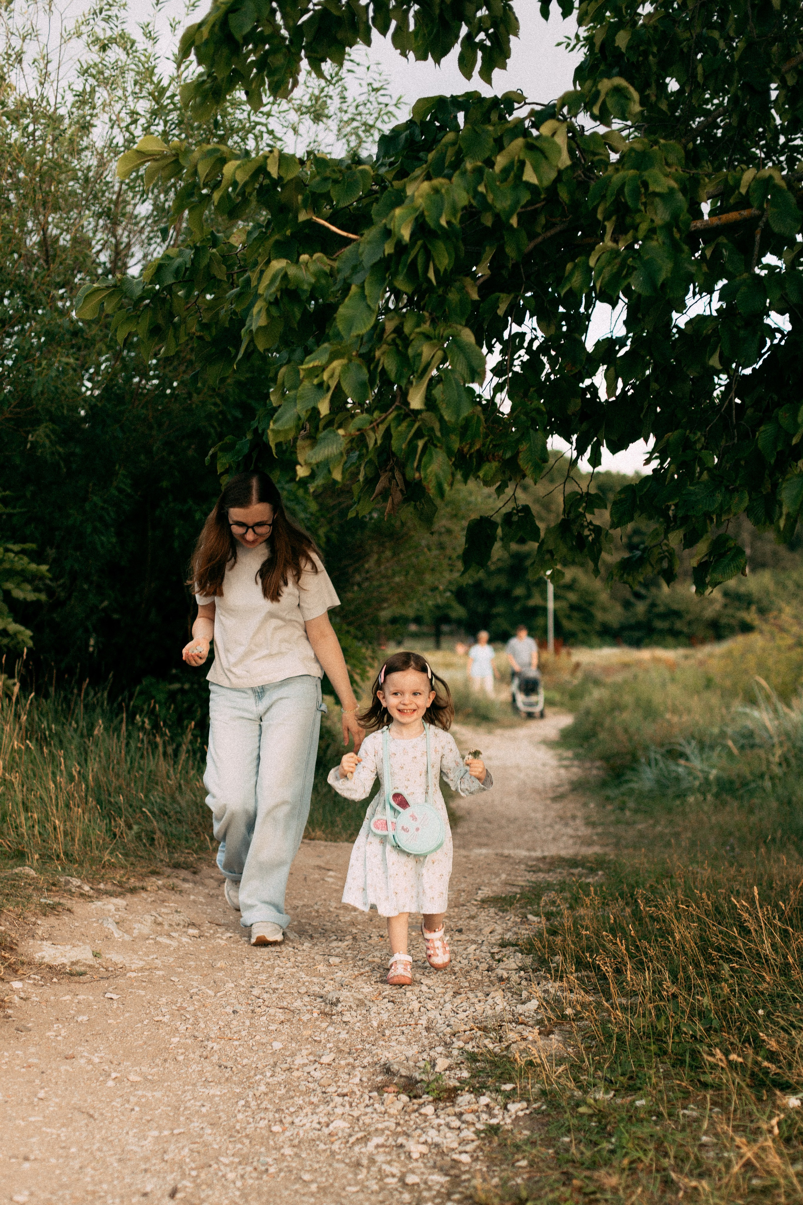 Арина, Сережа, Ника и Артем. Главная