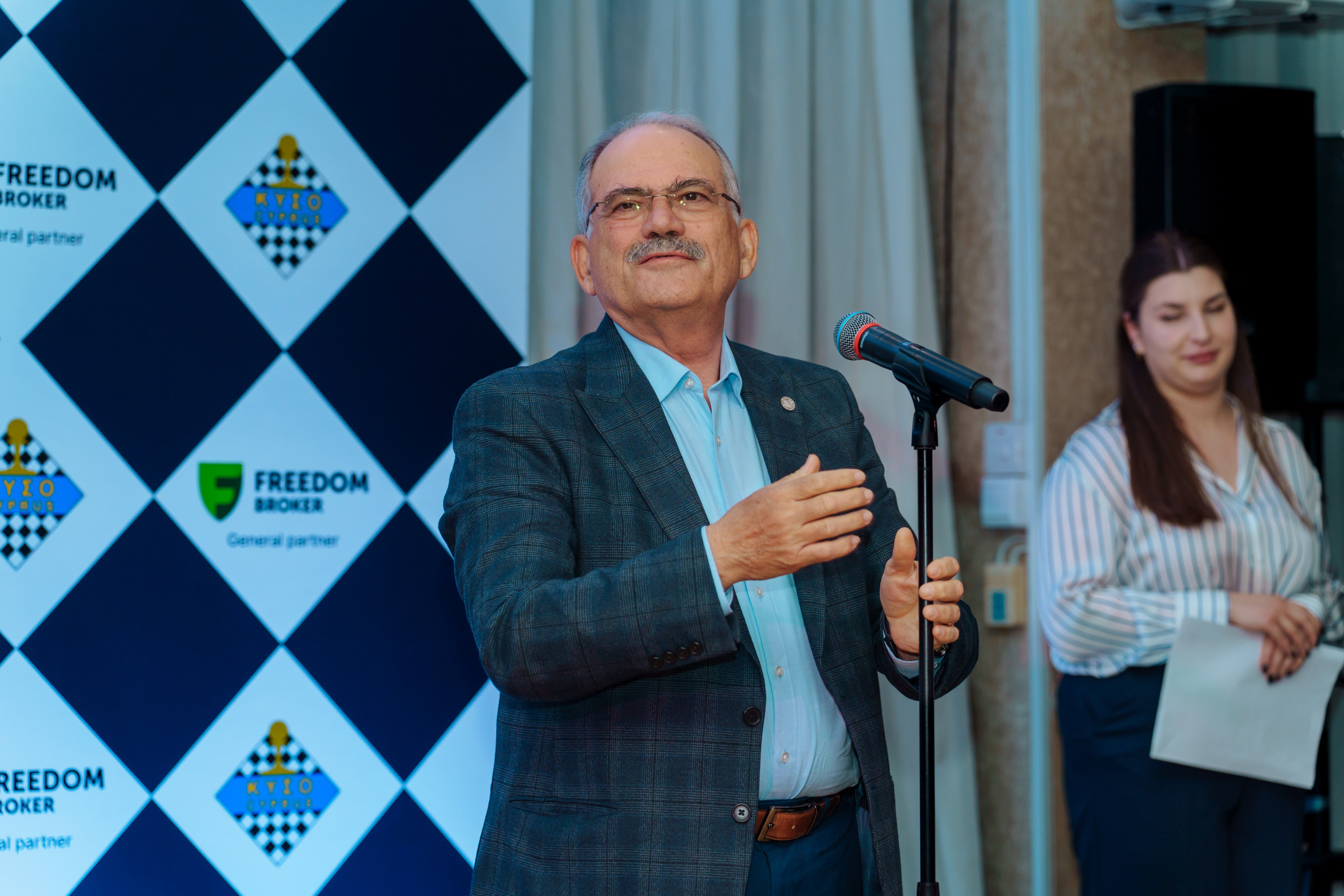 Chess. Photographer in Cyprus