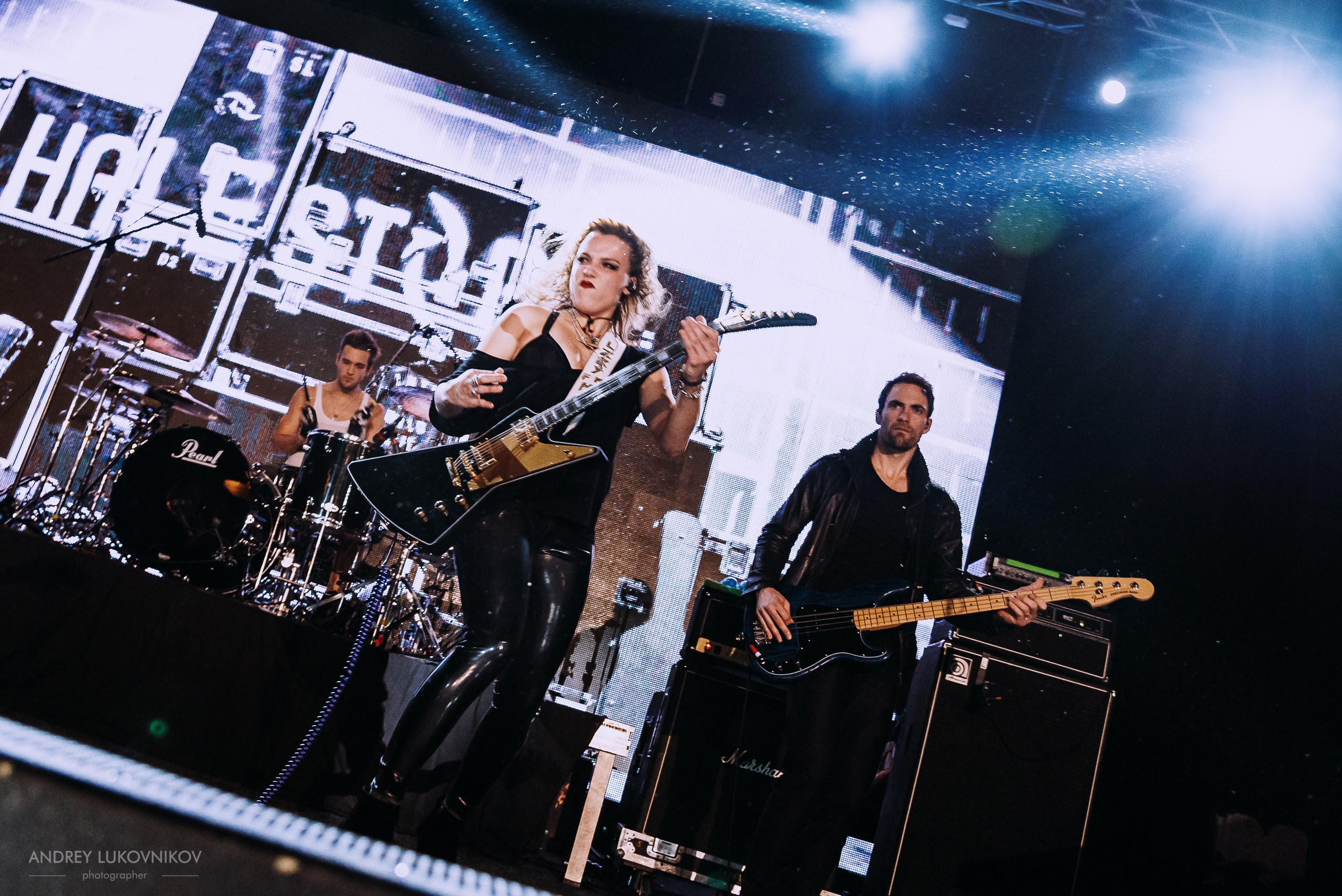 Halestorm. Into the Wild Life Tour 2016