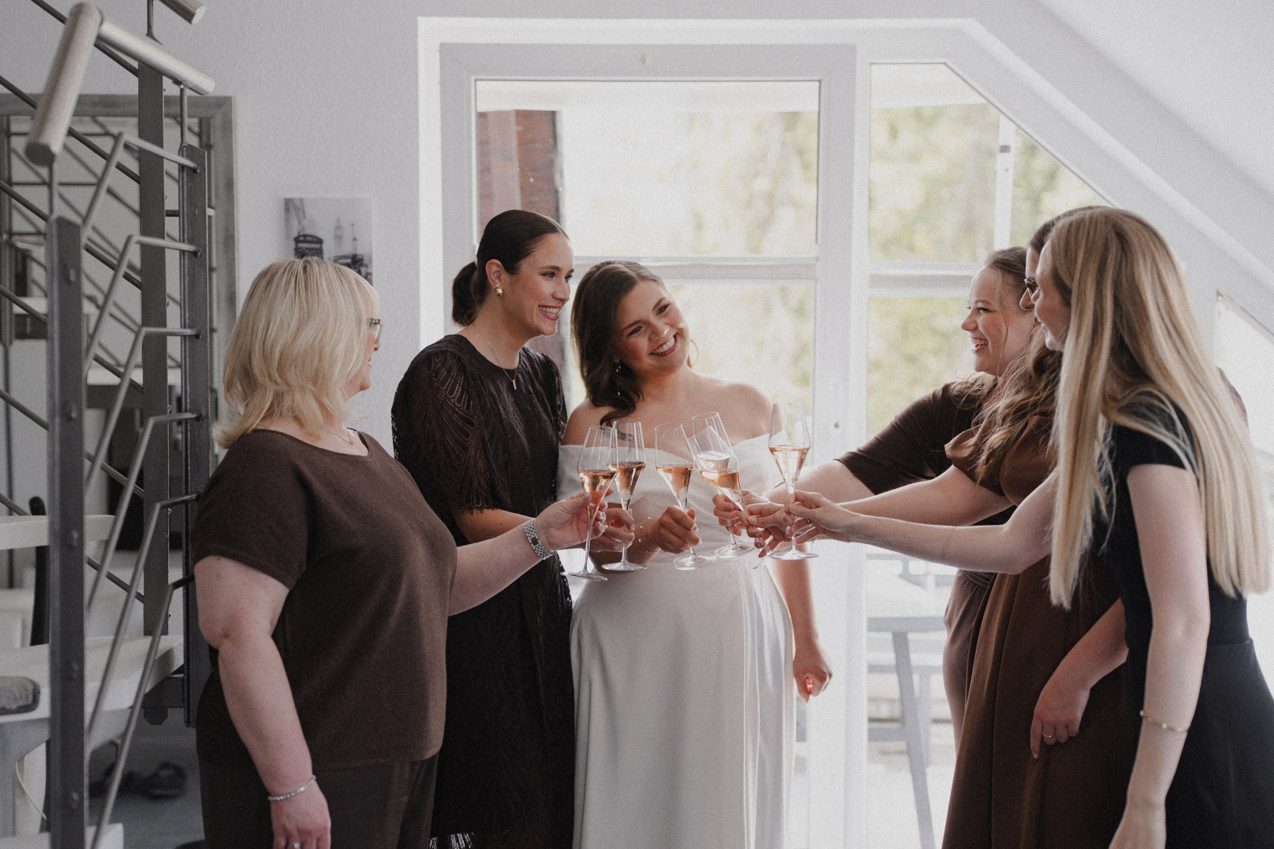 Jessica & Felix I Gesellschaft Harmonie Bochum. Hochzeitsfotografin Bochum | Halyna Reiche Fotografie NRW
