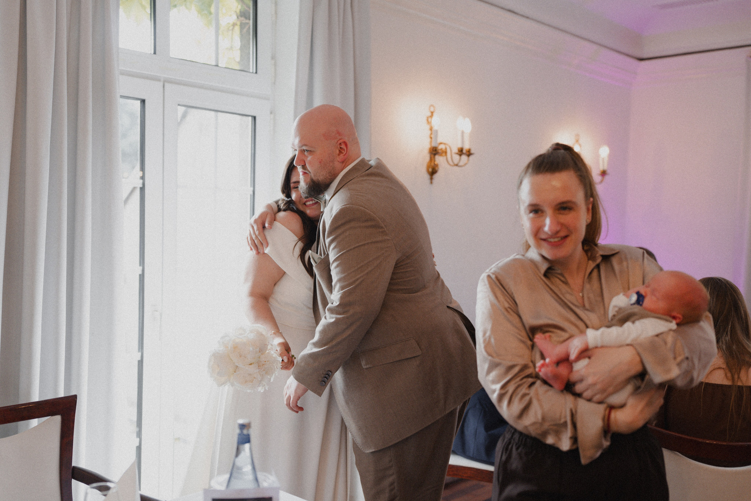 Jessica & Felix I Gesellschaft Harmonie Bochum. Hochzeitsfotografin Bochum | Halyna Reiche Fotografie NRW