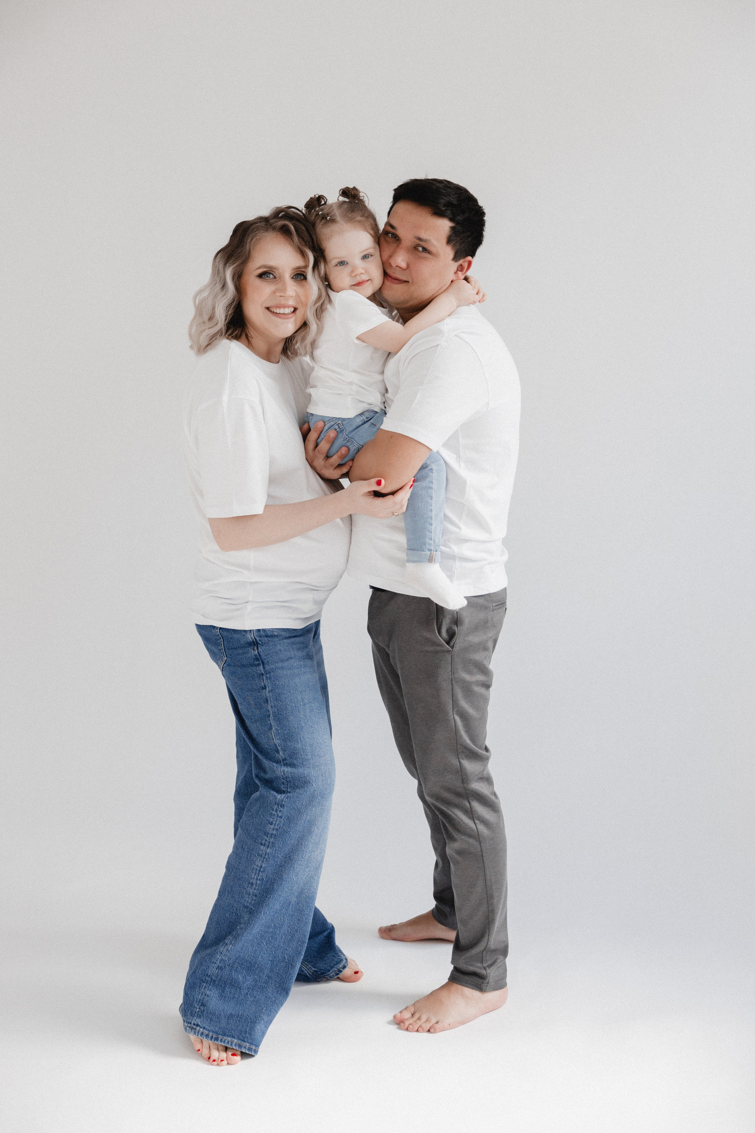 Babybauch Shooting im Fotostudio | Schwangerschaftsfotos in Bochum. Hochzeitsfotografin Bochum | Halyna Reiche Fotografie NRW