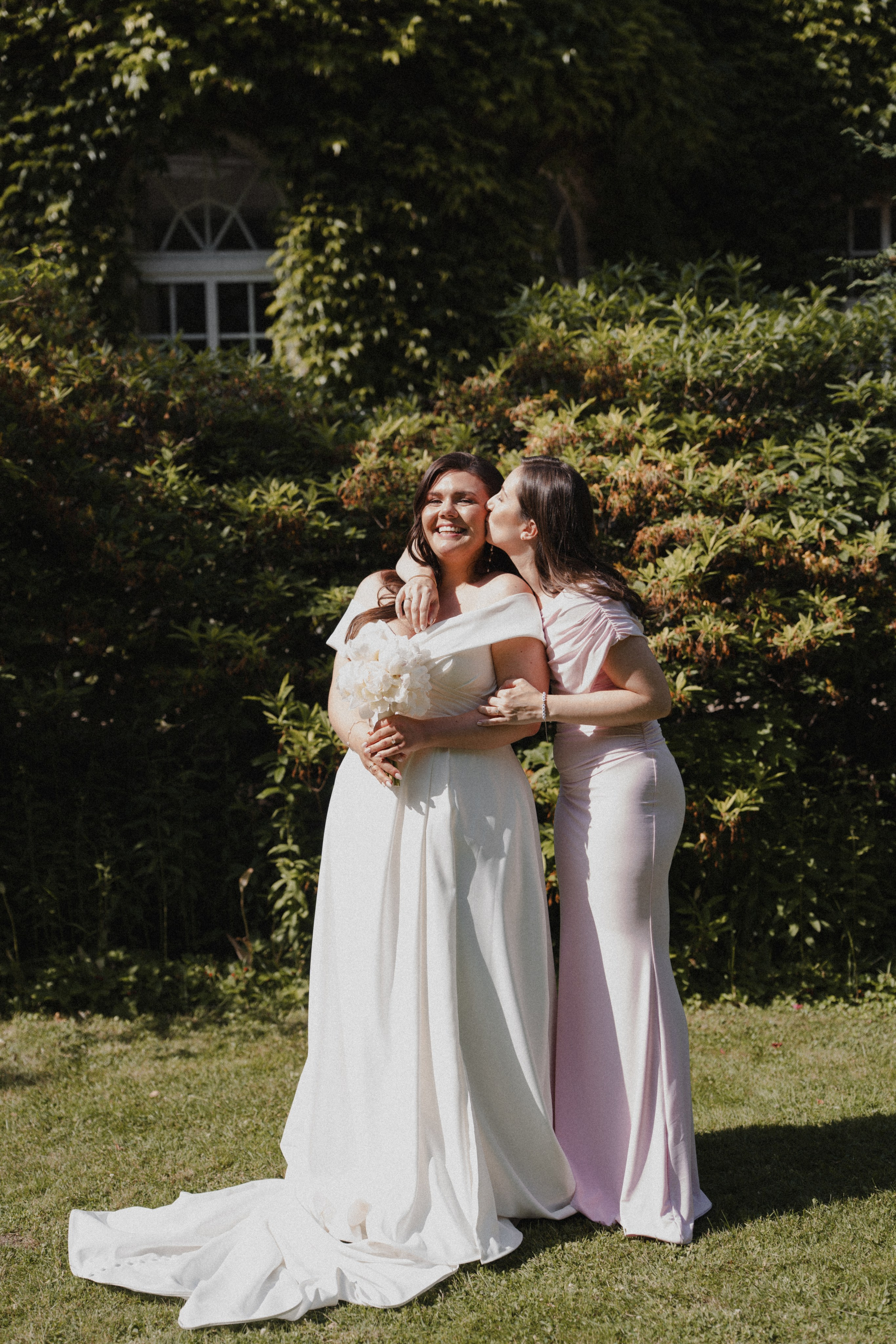 Jessica & Felix I Gesellschaft Harmonie Bochum. Hochzeitsfotografin Bochum | Halyna Reiche Fotografie NRW