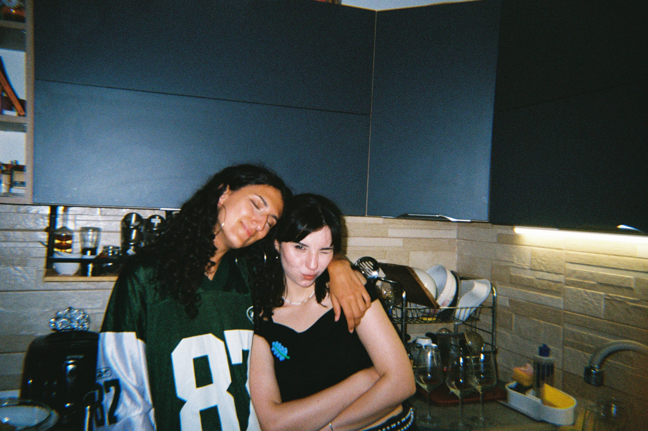 De la party-uri și festivaluri