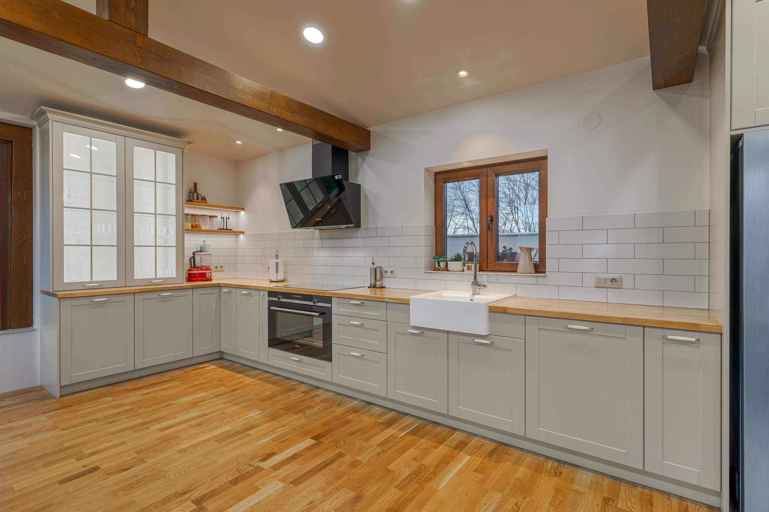 Кухня бижу от мебели Русев. Професионален фотограф в Пловдив и областта