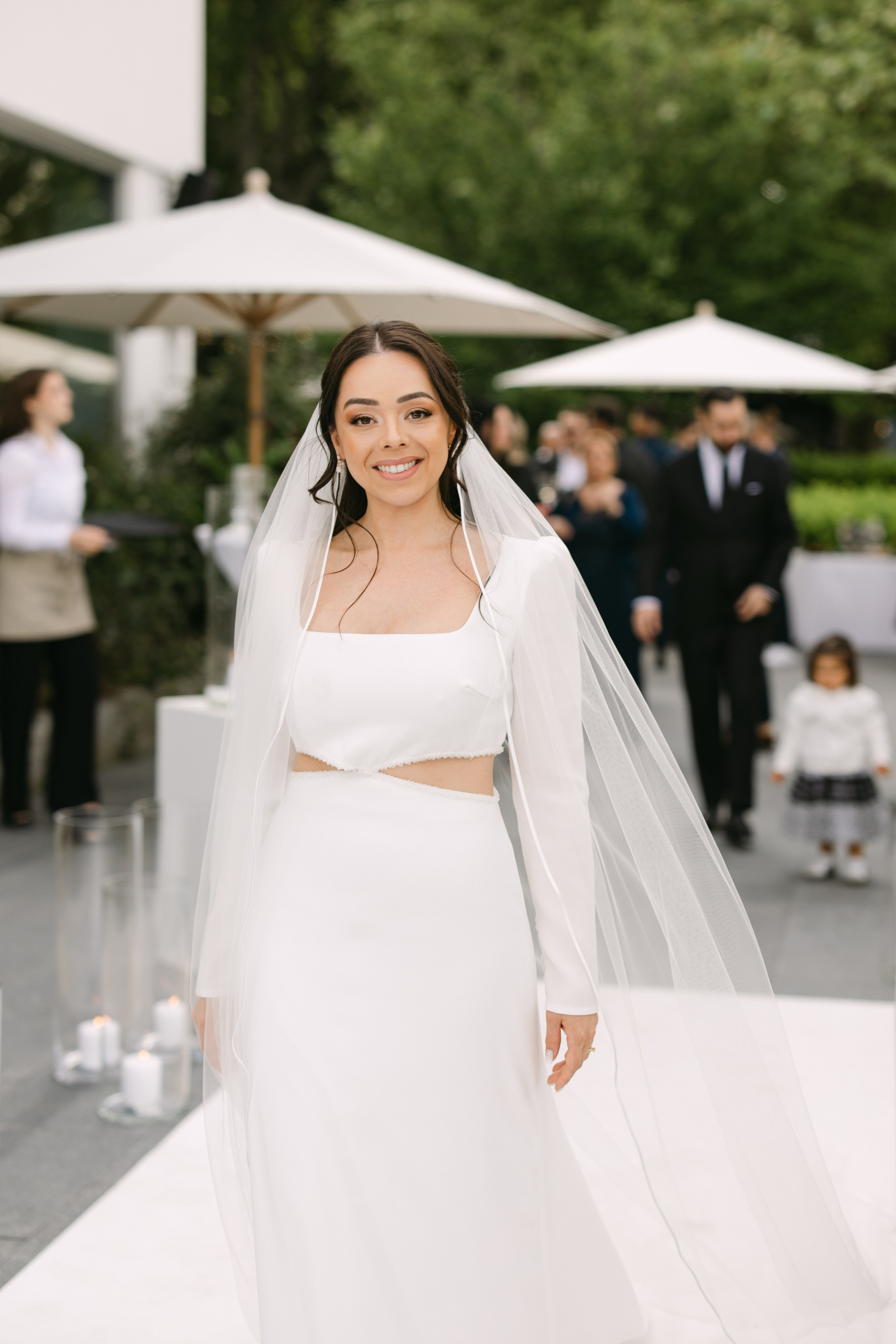 Unvergessliche Hochzeit am Zürichsee: Landgasthof Halbinsel Au. Familien- & Hochzeitsfotografin Schweiz. Valeria Diaz in Zürich und Umgebung