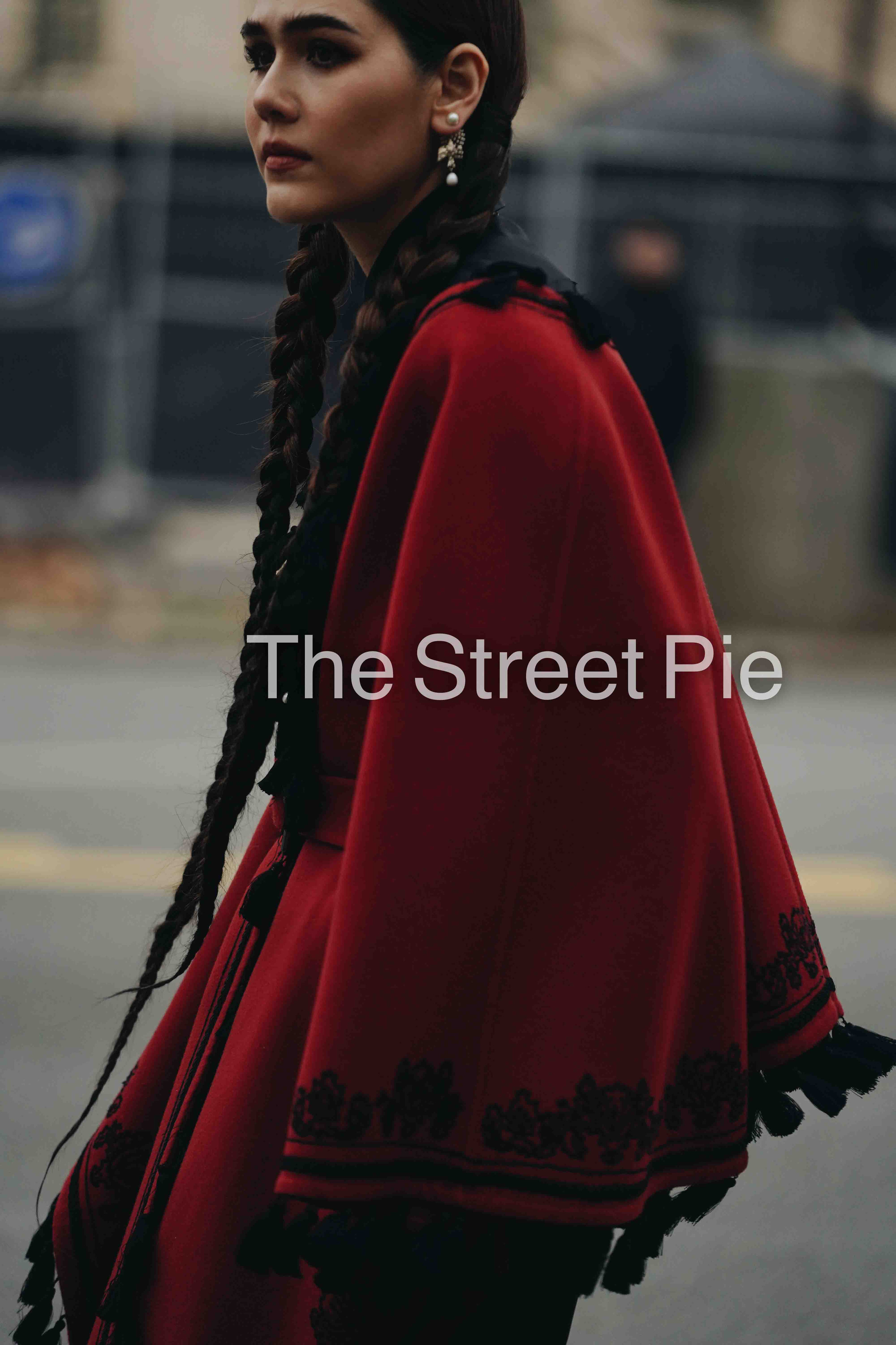 PARIS HAUTE COUTURE SS23. Anastasia Fedoseeva / The Street Pie — streetstyle photographer