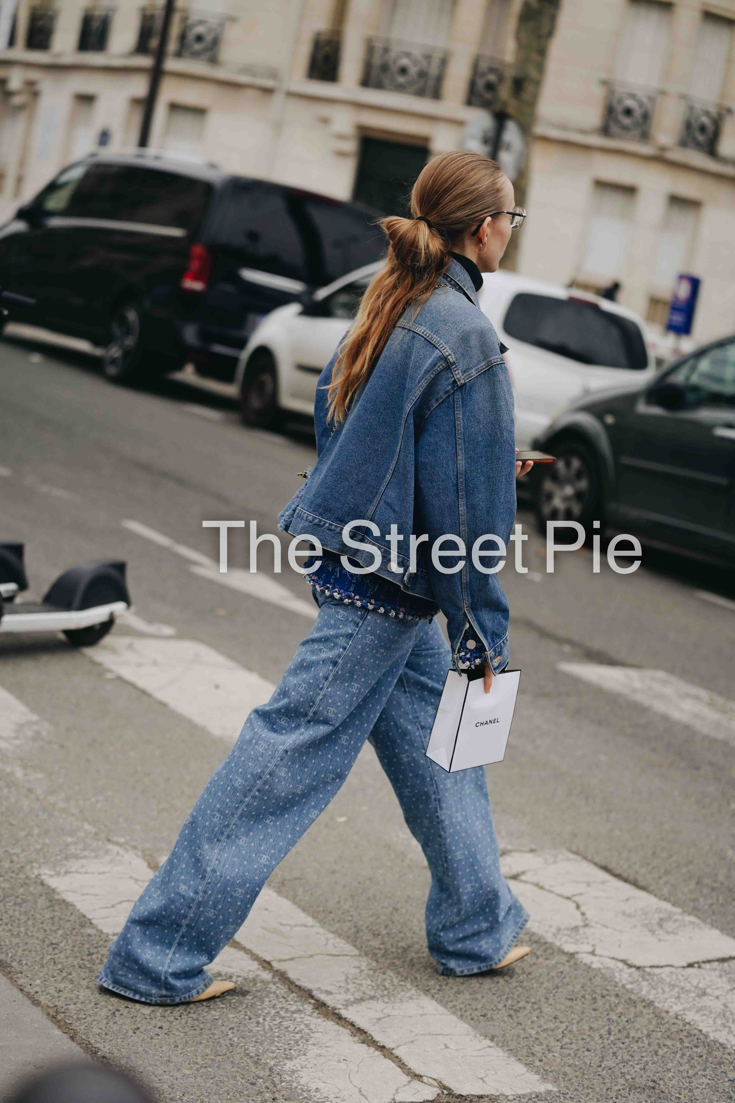 PARIS HAUTE COUTURE SS23. Anastasia Fedoseeva / The Street Pie — streetstyle photographer
