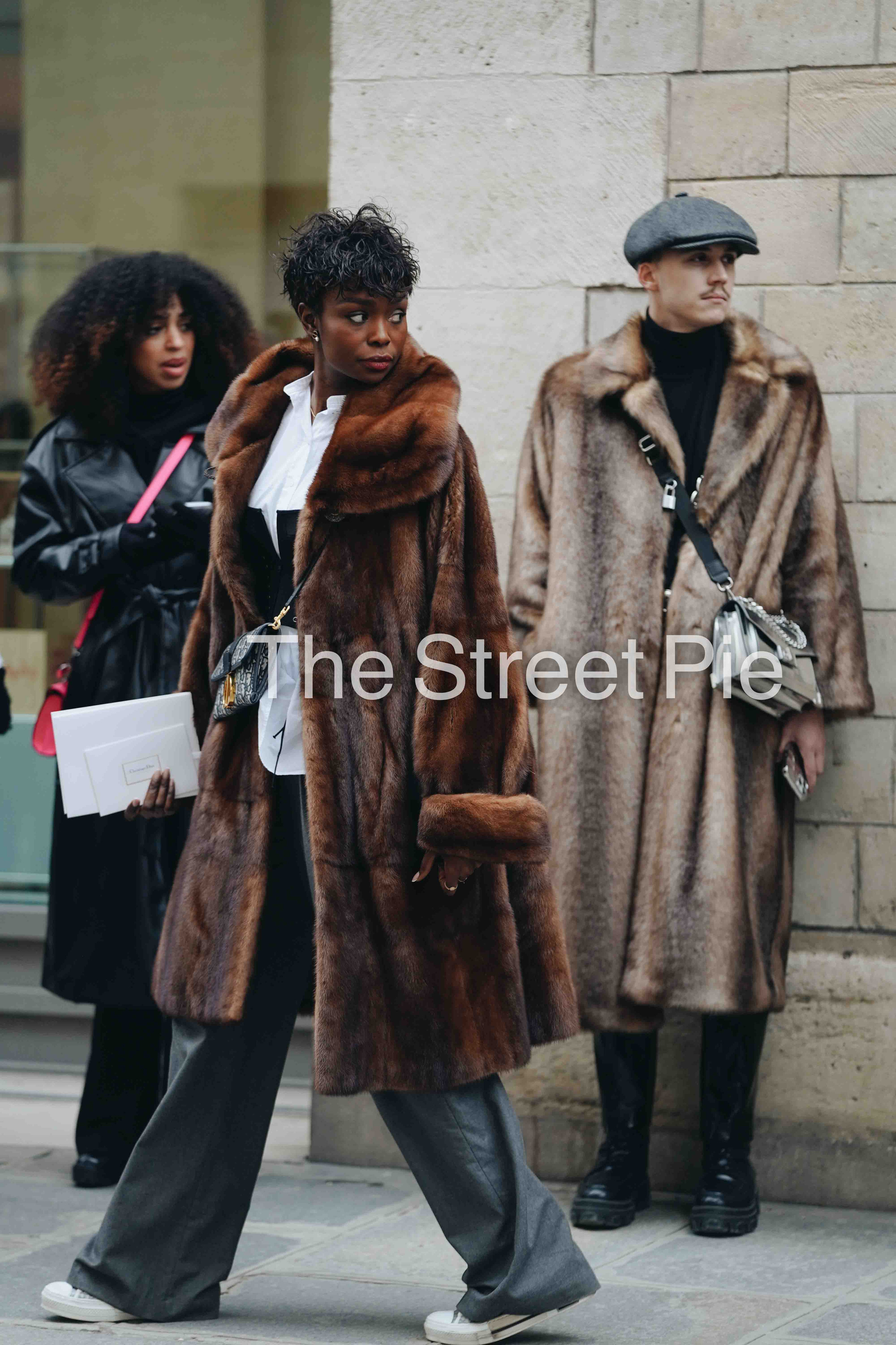 PARIS HAUTE COUTURE SS23. Anastasia Fedoseeva / The Street Pie — streetstyle photographer