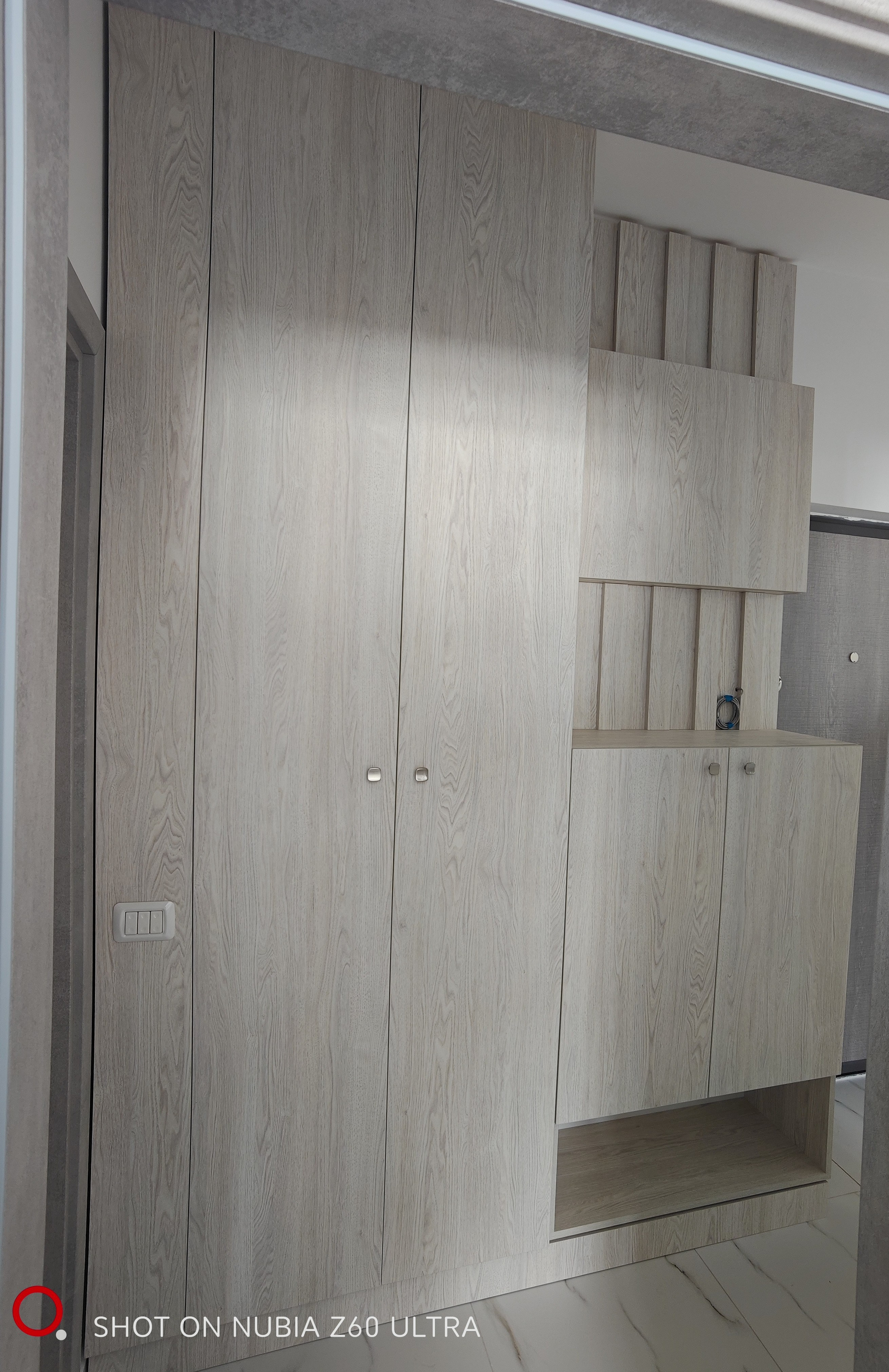 Cuier. Furniture Alexandru Turcu