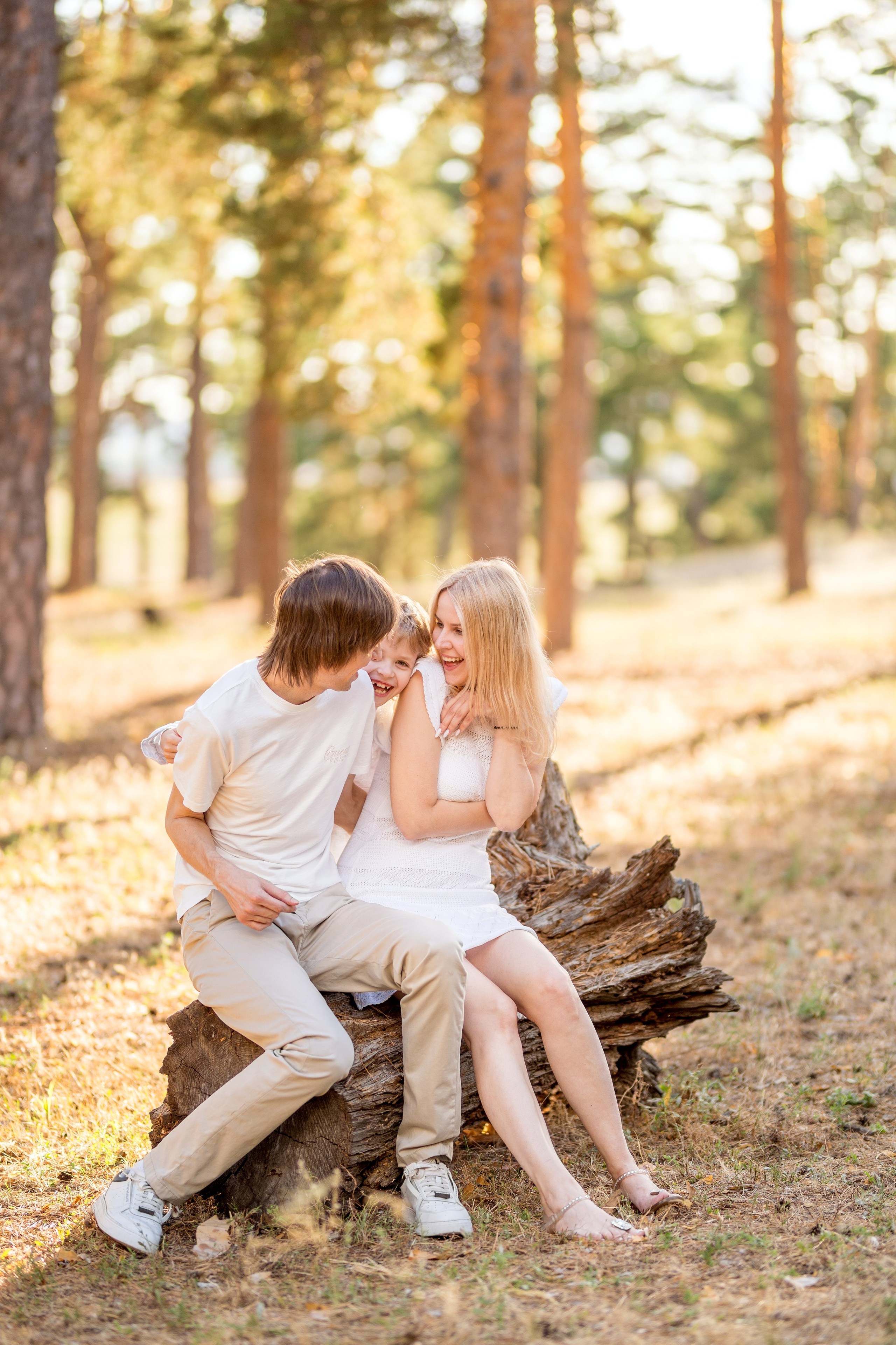 Семейная фотосессия в лесу. Катя Халдеева Фотограф Саратов