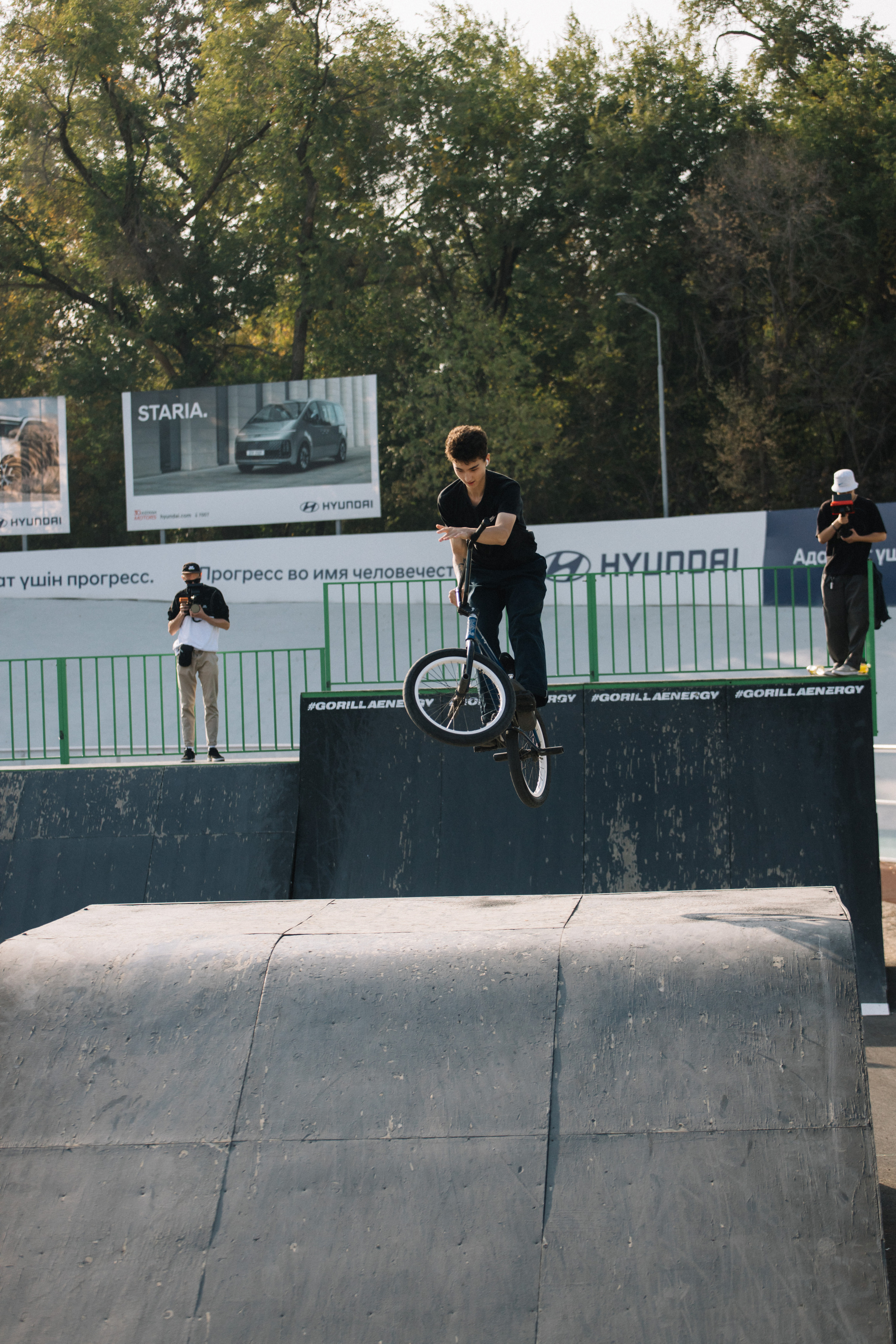 FROM STREETS TO MOUNTAINS | GORILLA ENERGY | 7-8 OCTOBER. Портретный и спортивный фотограф в Алматы Алексей Овечкин