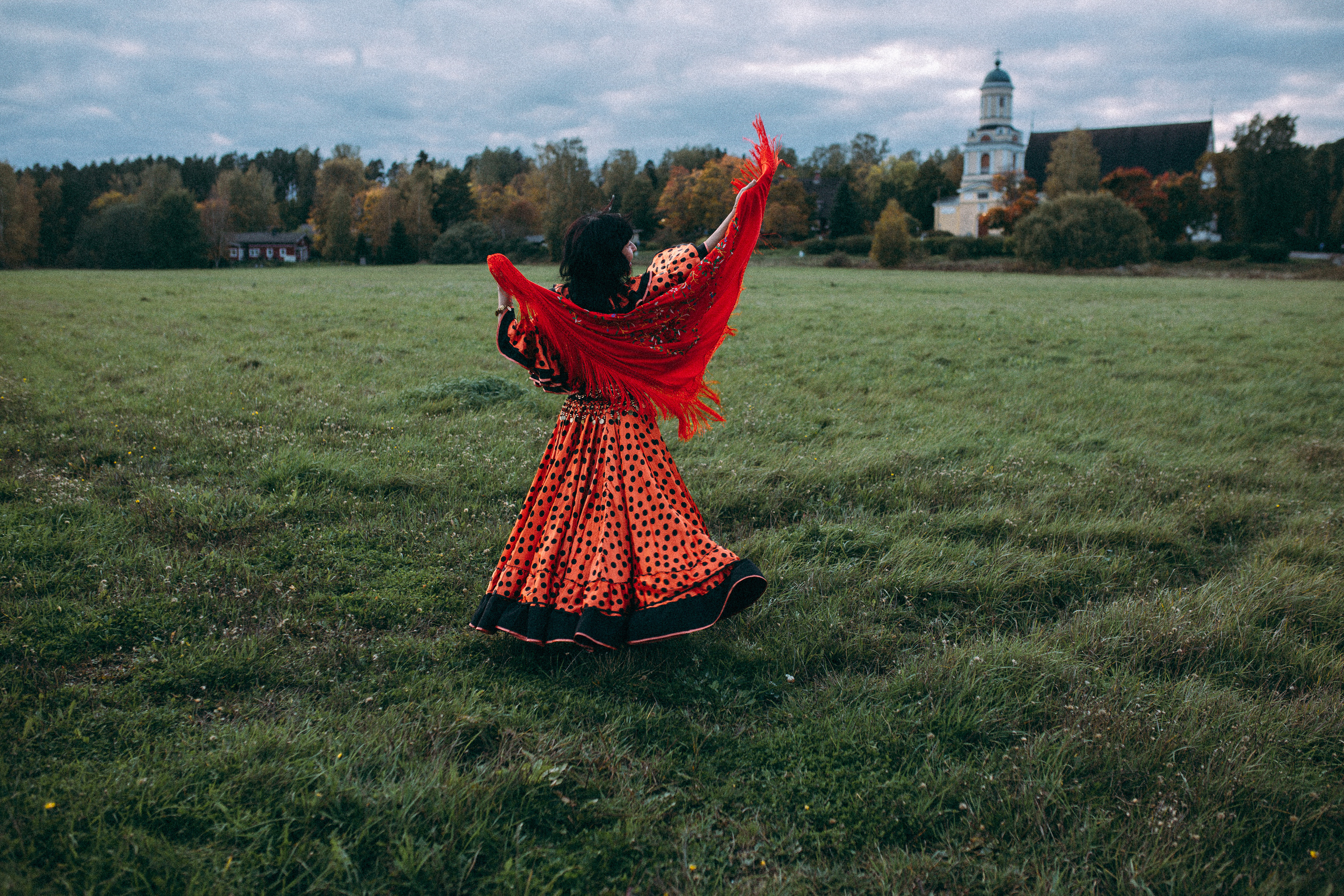 Dance is freedom to me. Valokuvaaja Lahti, Helsinki Elena Salonen