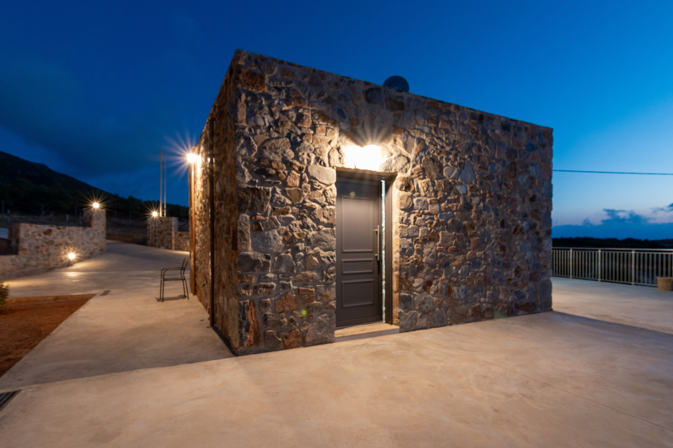 The Rock House. Photograper in Chania, Crete