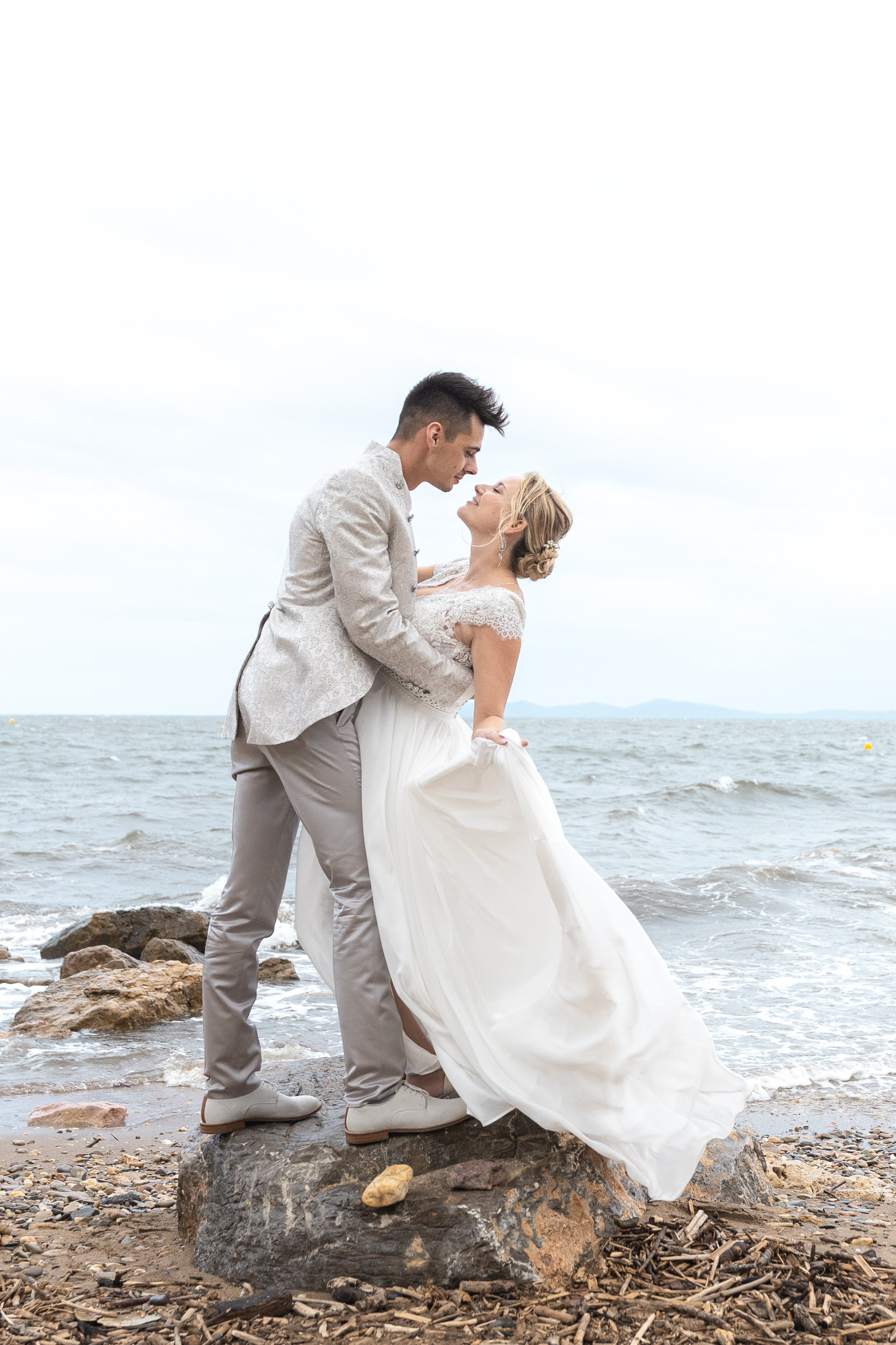 Julie & Aurélien. Wedding-Family photographer, South of France–Paris, Valentina Acrement