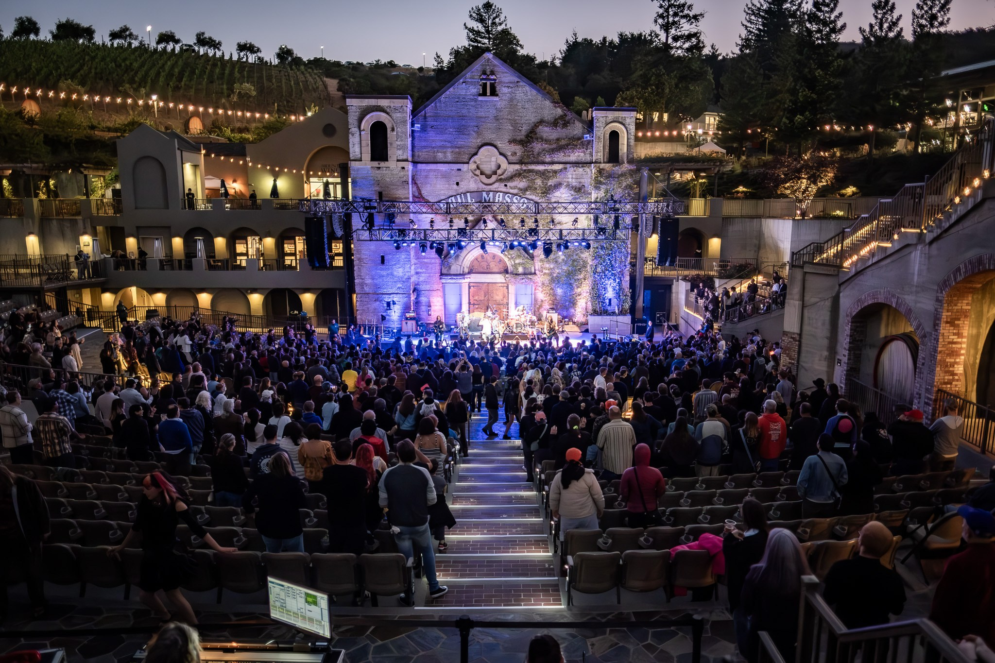 GOGOL BORDELLO / SARATOGA / CA. Reportage concert portrait photography in the San Francisco Bay Area