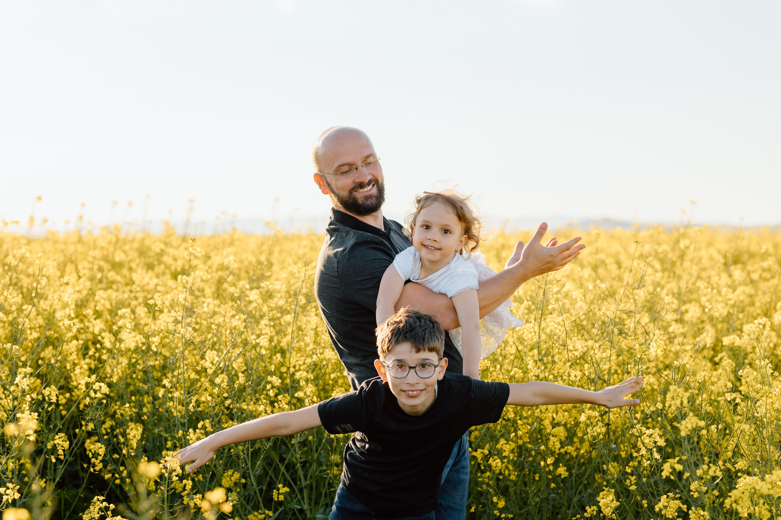 Georgi, Cip, Rares & Timi — Family. Main