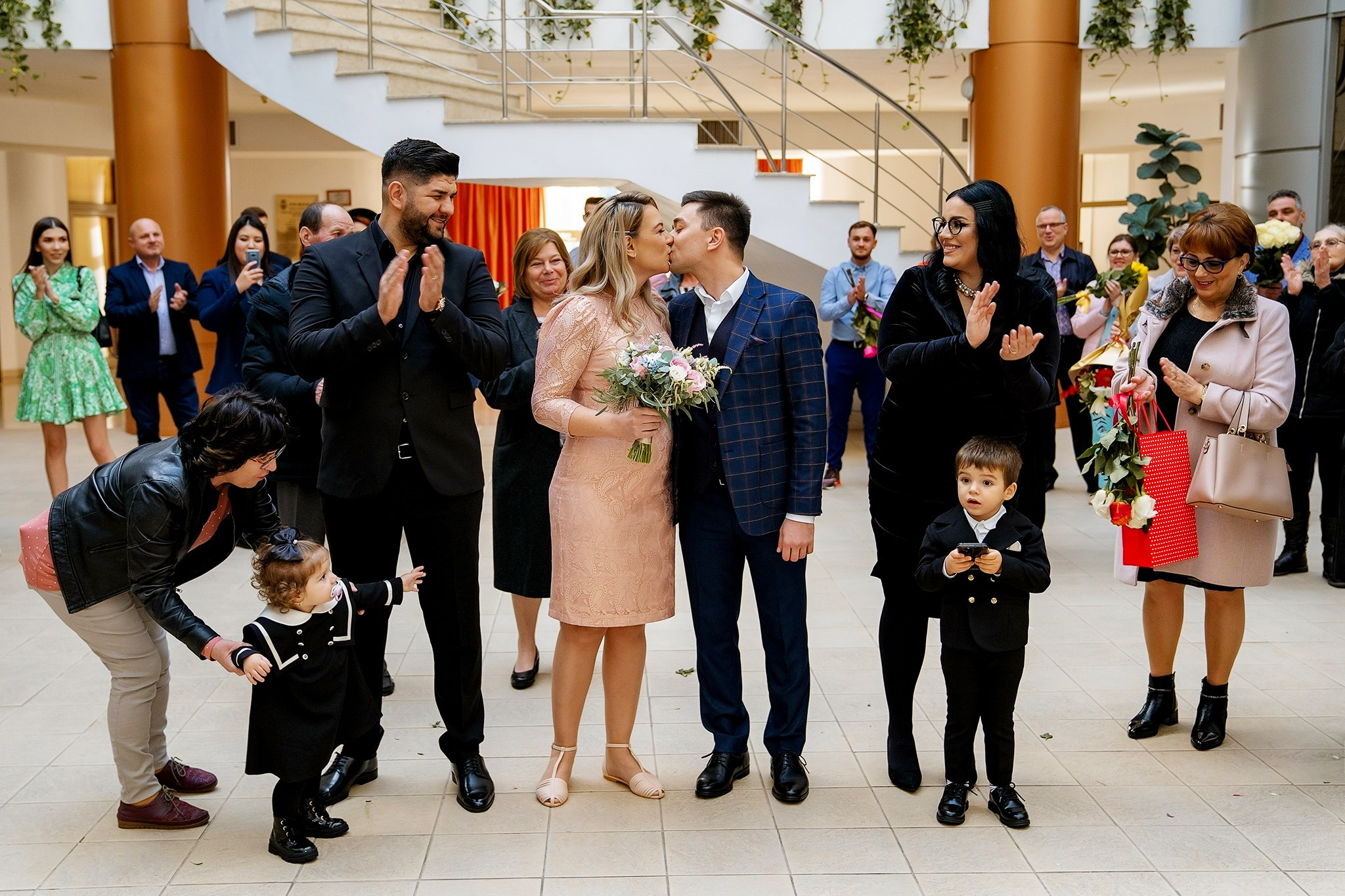 Alexandra & Iulian. Fotograf evenimente. Fotograf nunta. Fotograf Botez. Mihaela Savu