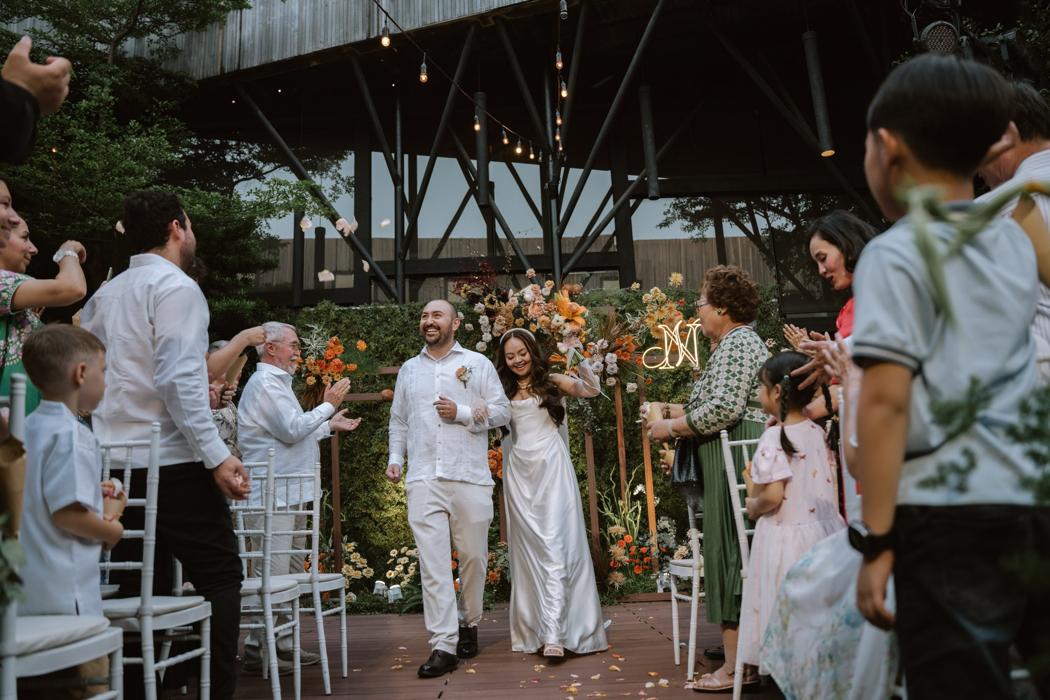 NICOLAS & LUCIE. WEDDING PHOTOGRAPHER IN VIETNAM