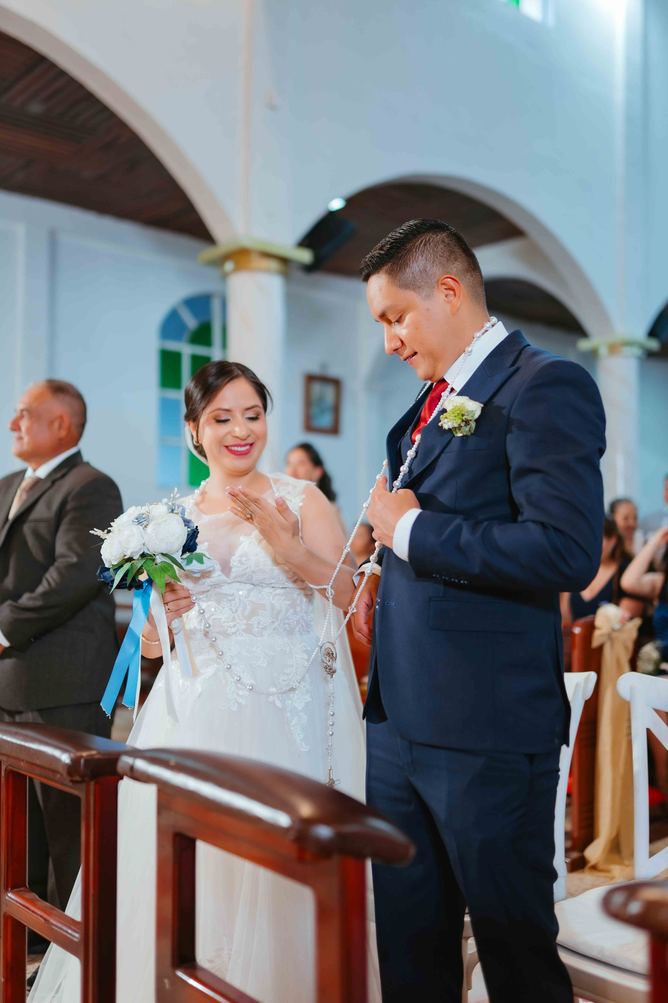 Jennifer y Vladimir. Fotógrafo de bodas en Loja Ecuador | Piero Alvarez PH