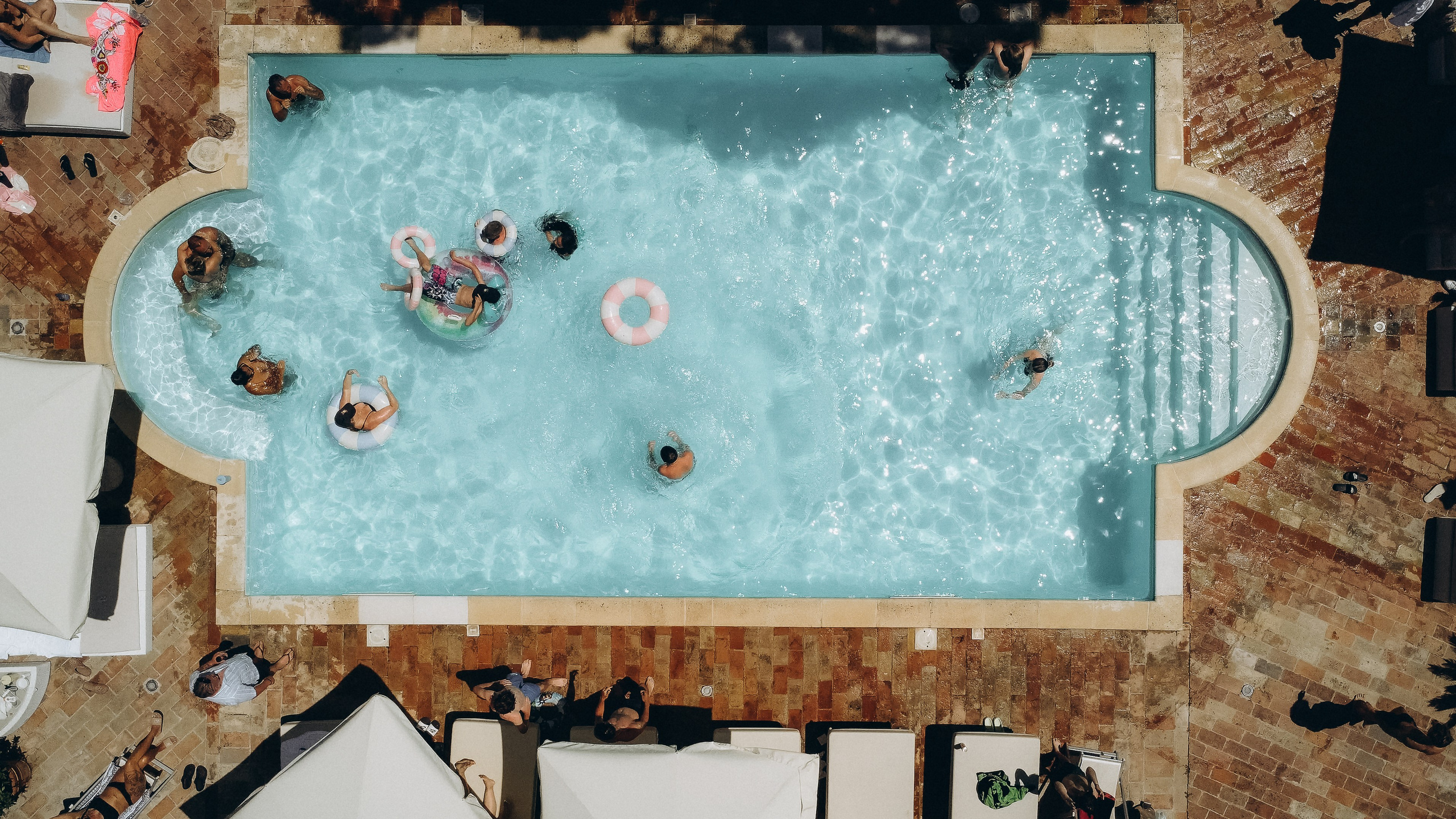 SARAH AND DEAN _VILLA TAMBOLINA. PHOTOGRAPHER IN ITALY