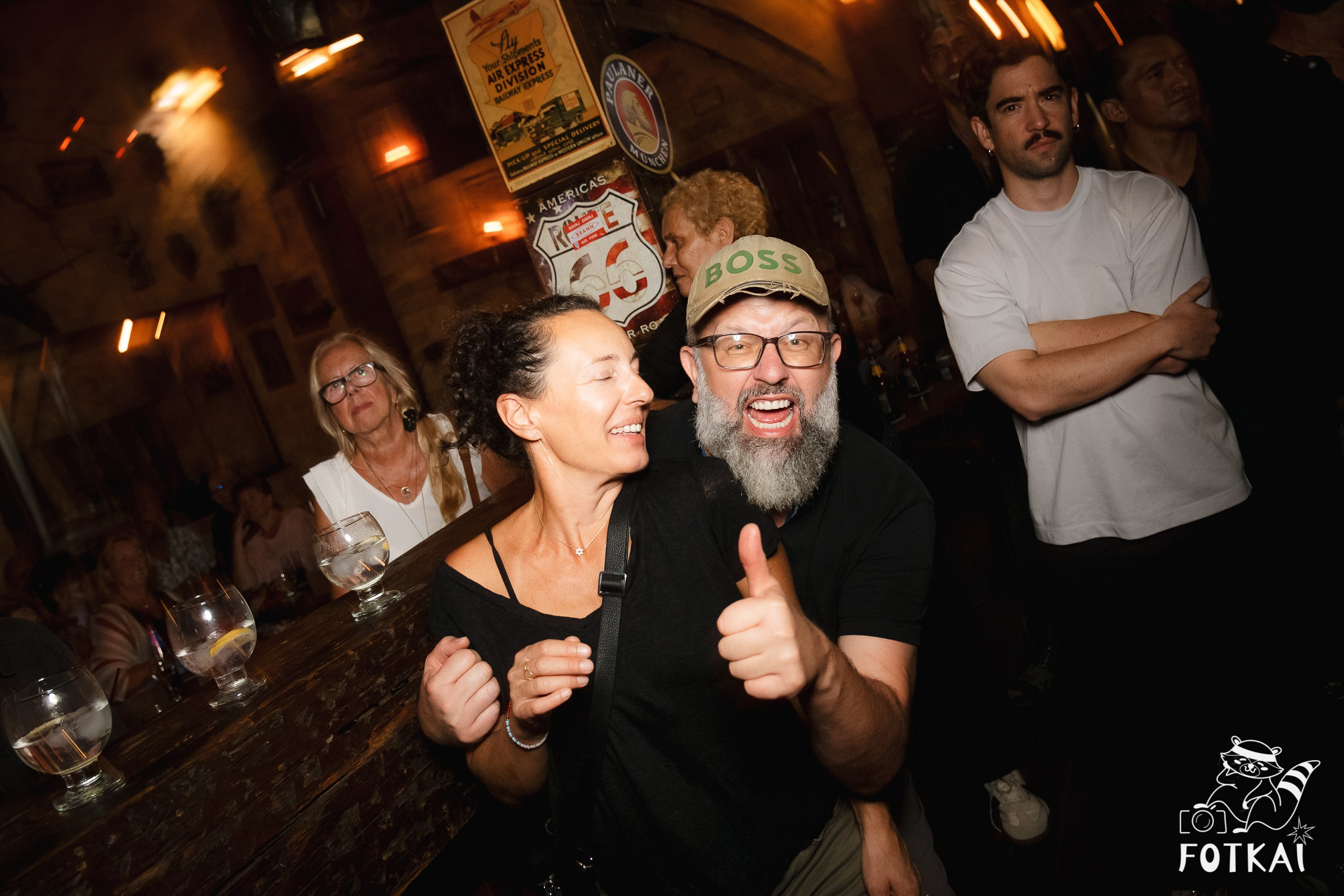 Get Back en El Paso Bar – Noche de Rock en Vivo | Reportaje Fotográfico Oktoberfest | FOTKAI
