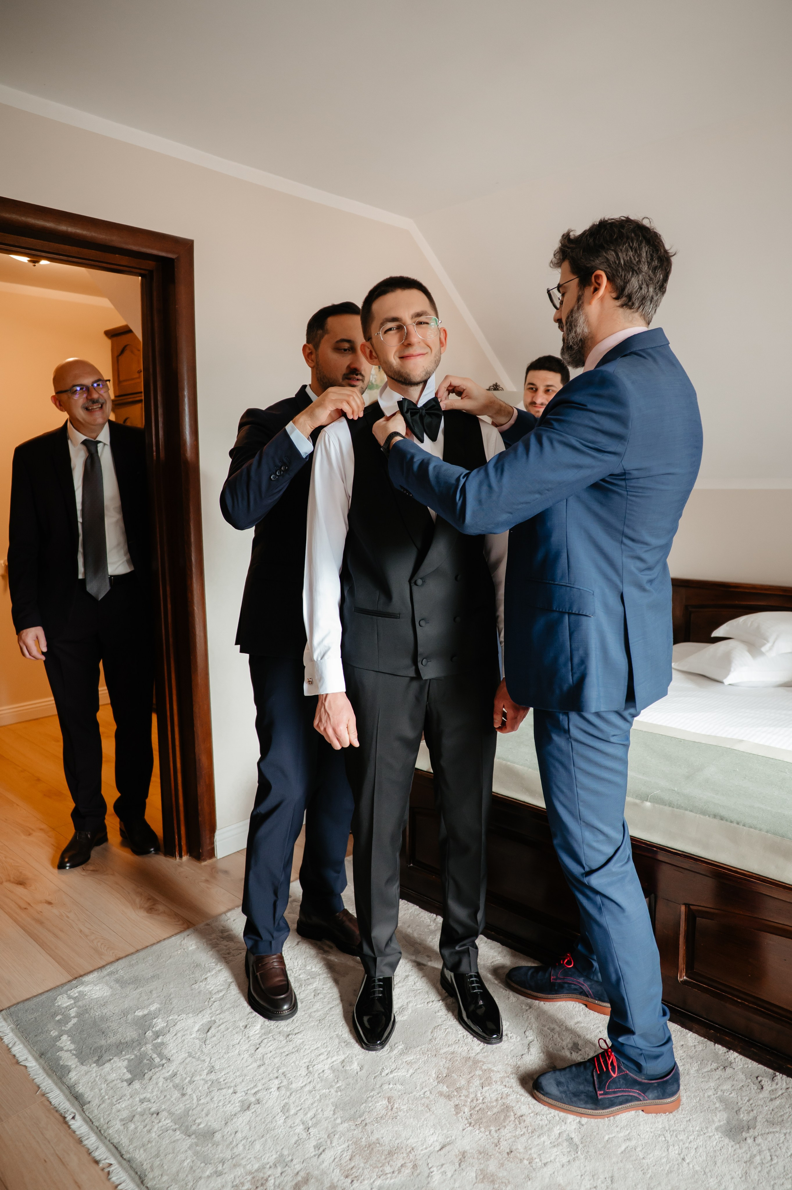 Alexandra & Bogdan. Adrian Visovan - Fotograf Iasi