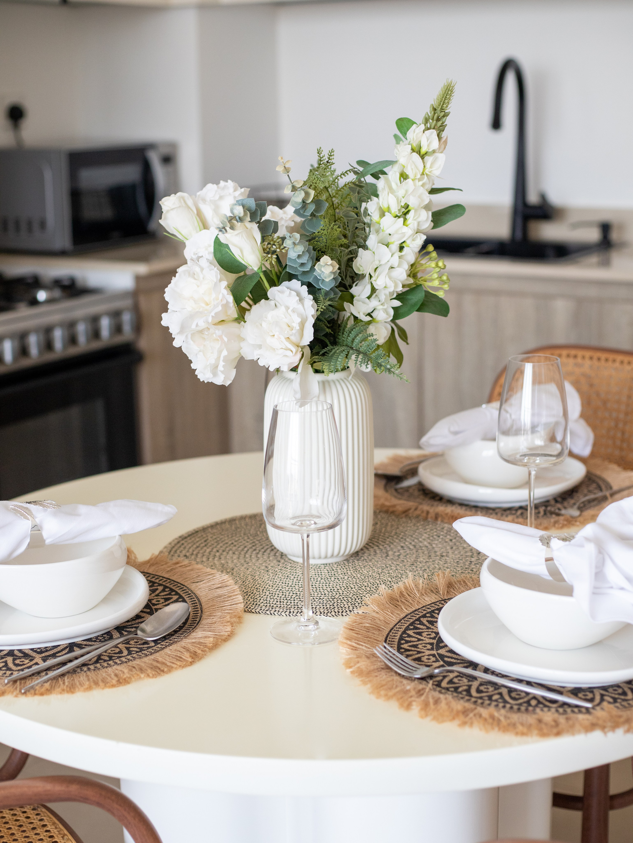 UNA Apartments. Samy Mar Boy │Portrait, Automotive and Real Estate Photographer