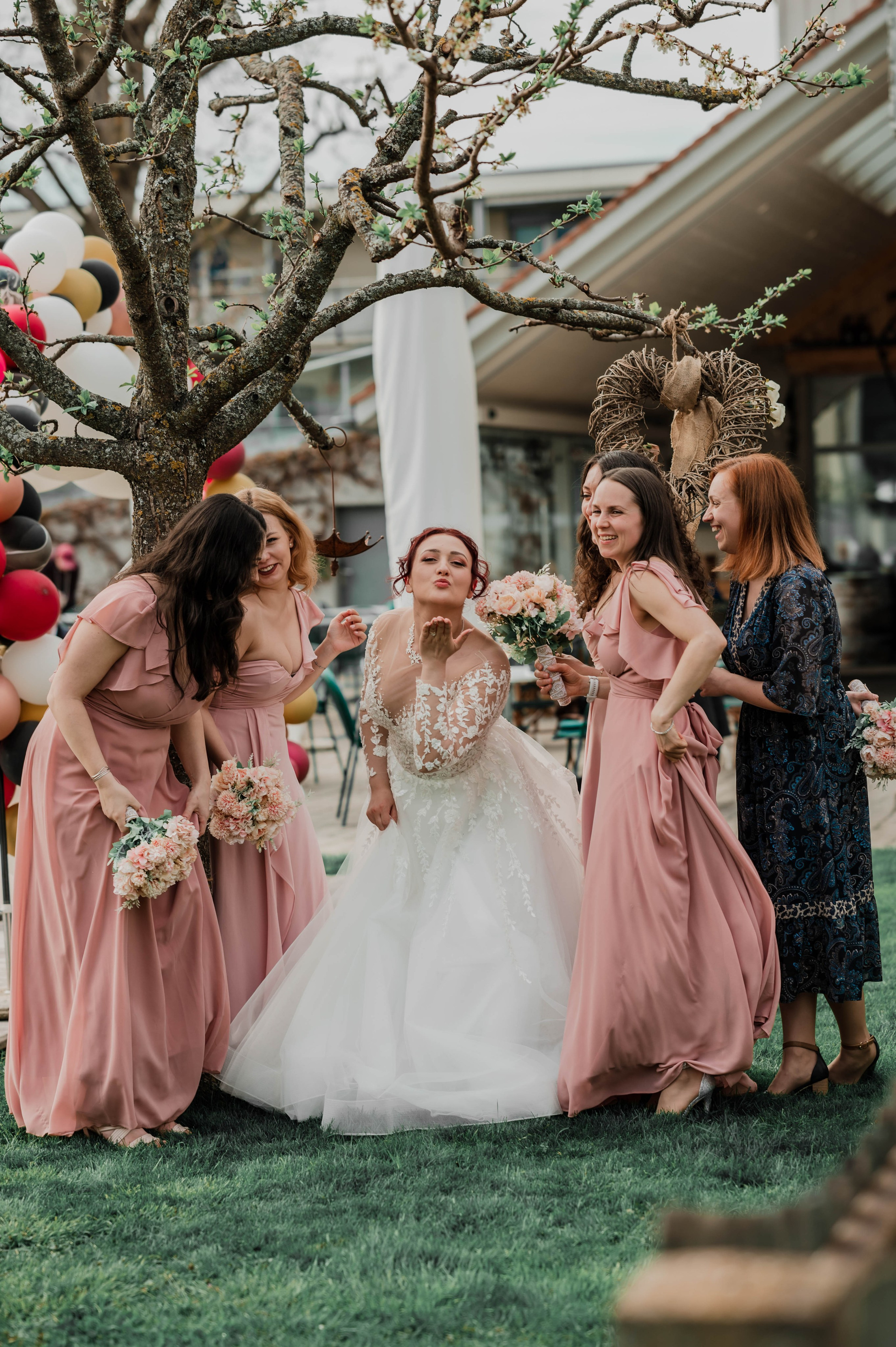 Hochzeit in Bern – Ella & Adrian. Authentische, emotionale, zeitlose Hochzeitsfotografie aus Albstadt