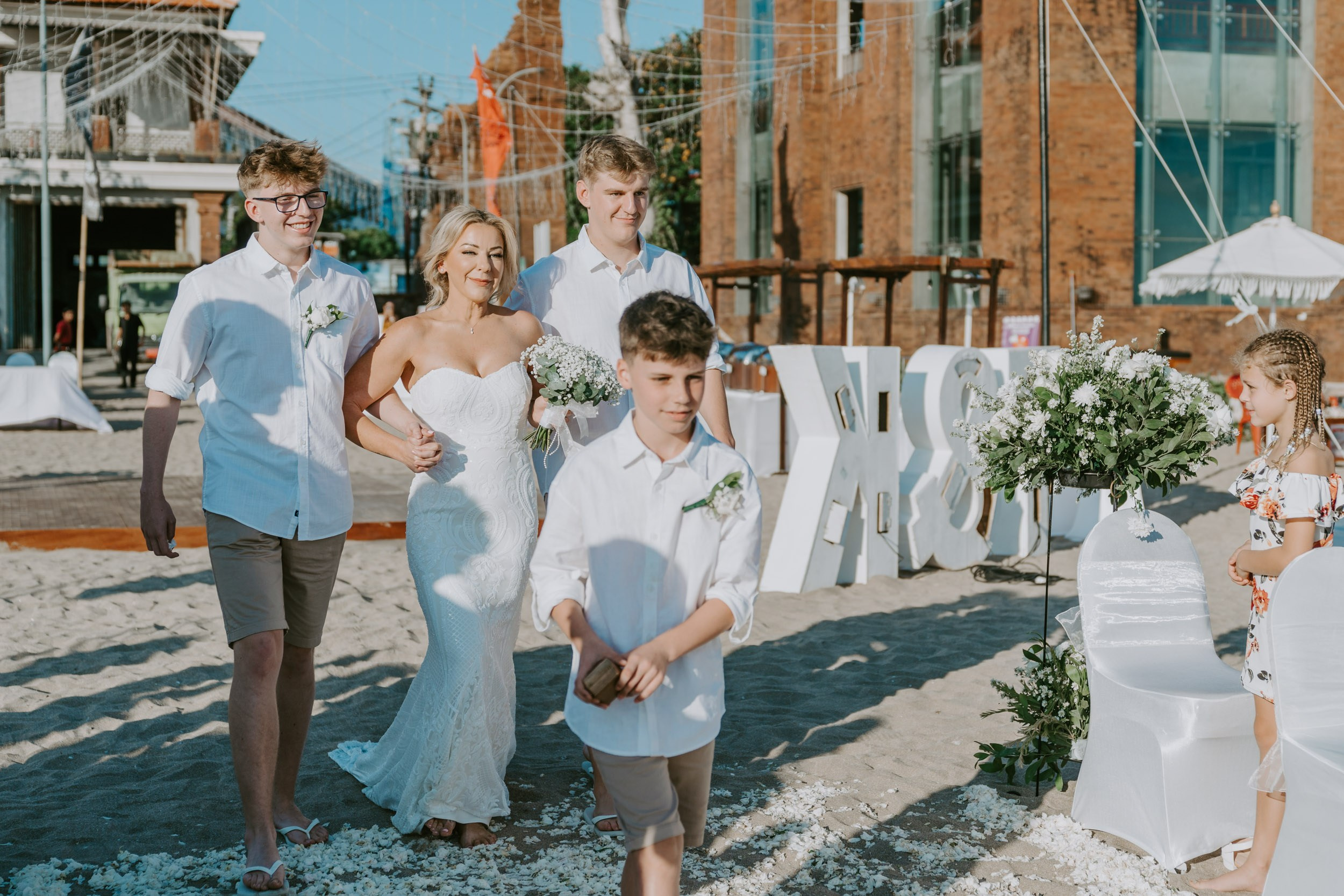 Kim & Ted. Female Photographer in Bali