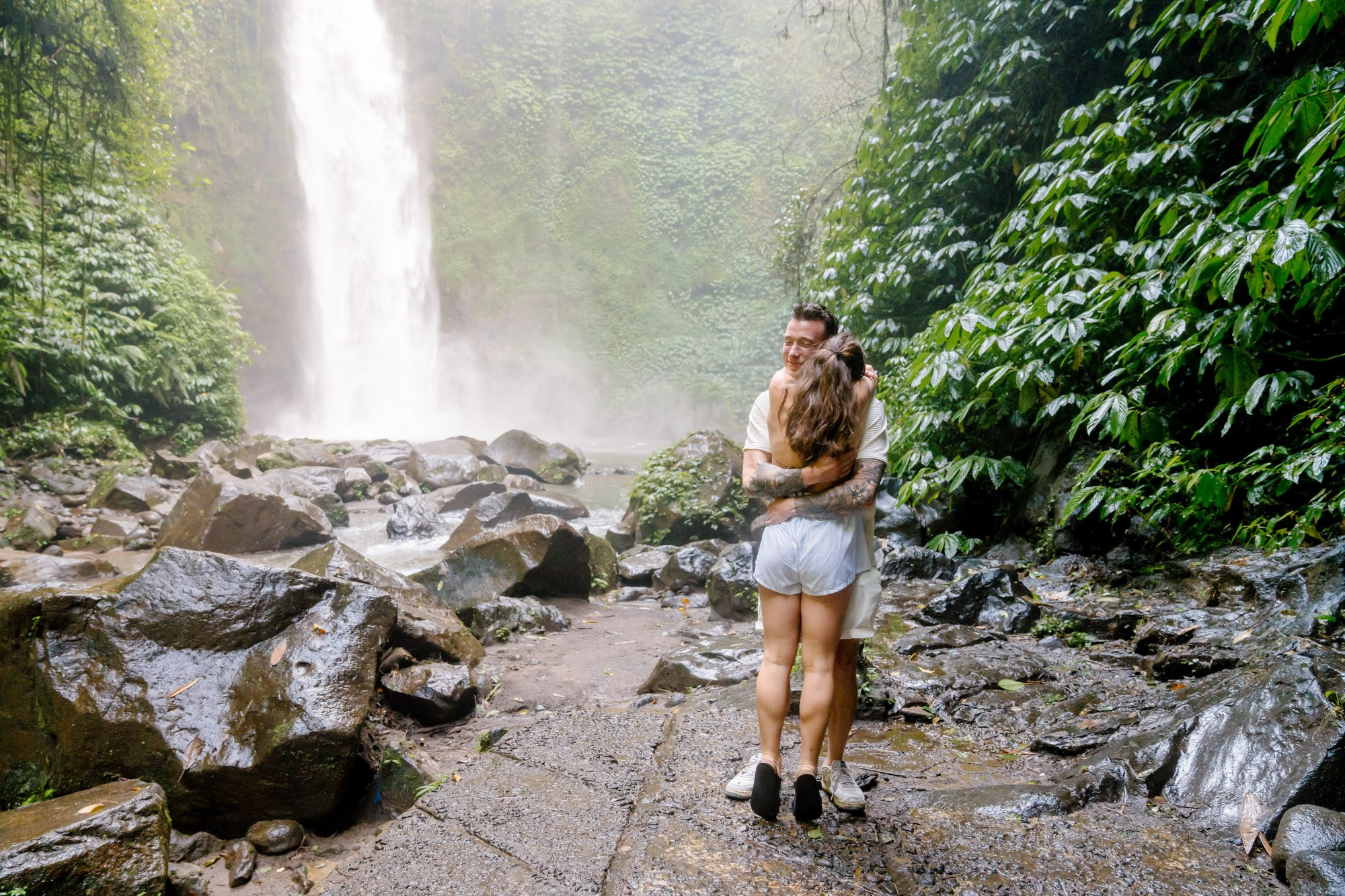 Marriage Proposal. Female Photographer in Bali