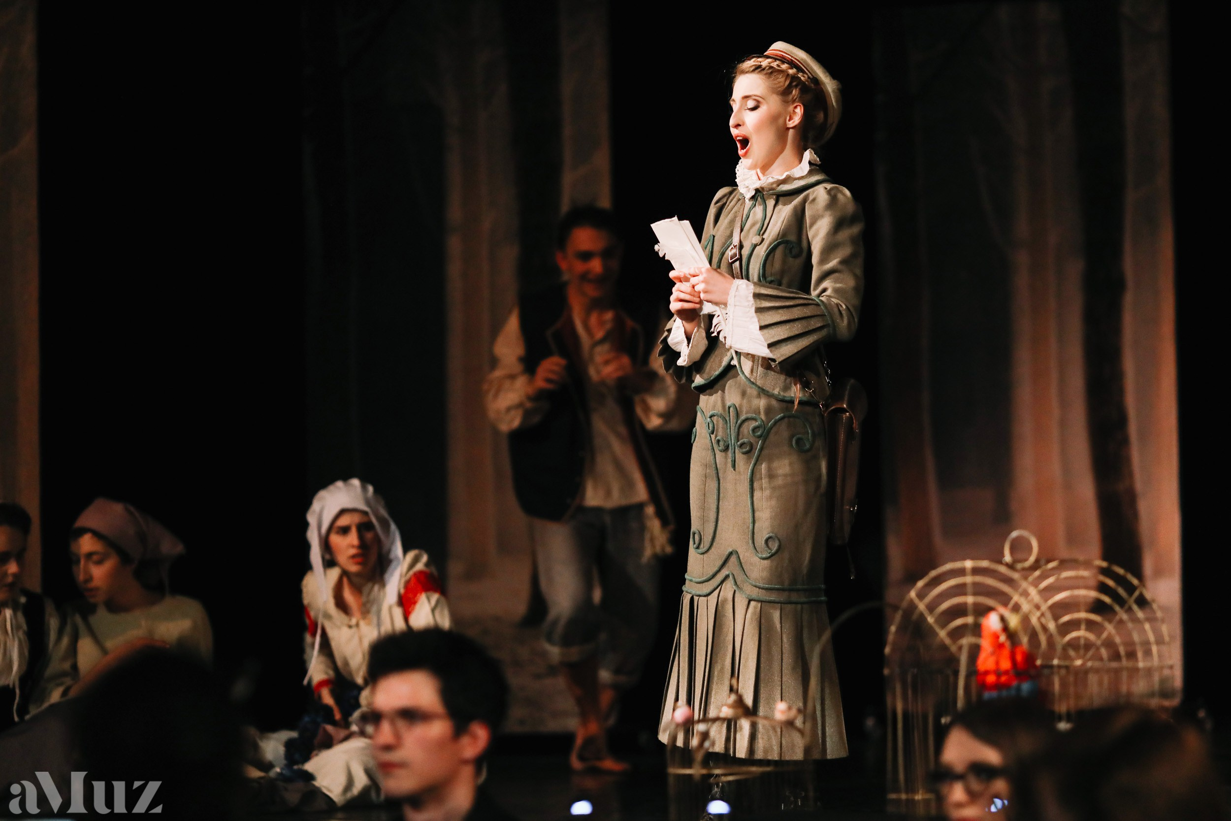 Opera Łąkowa. Fotograf Ślubny Warszawa - Sesje Biznesowe Rodzinne Eventy