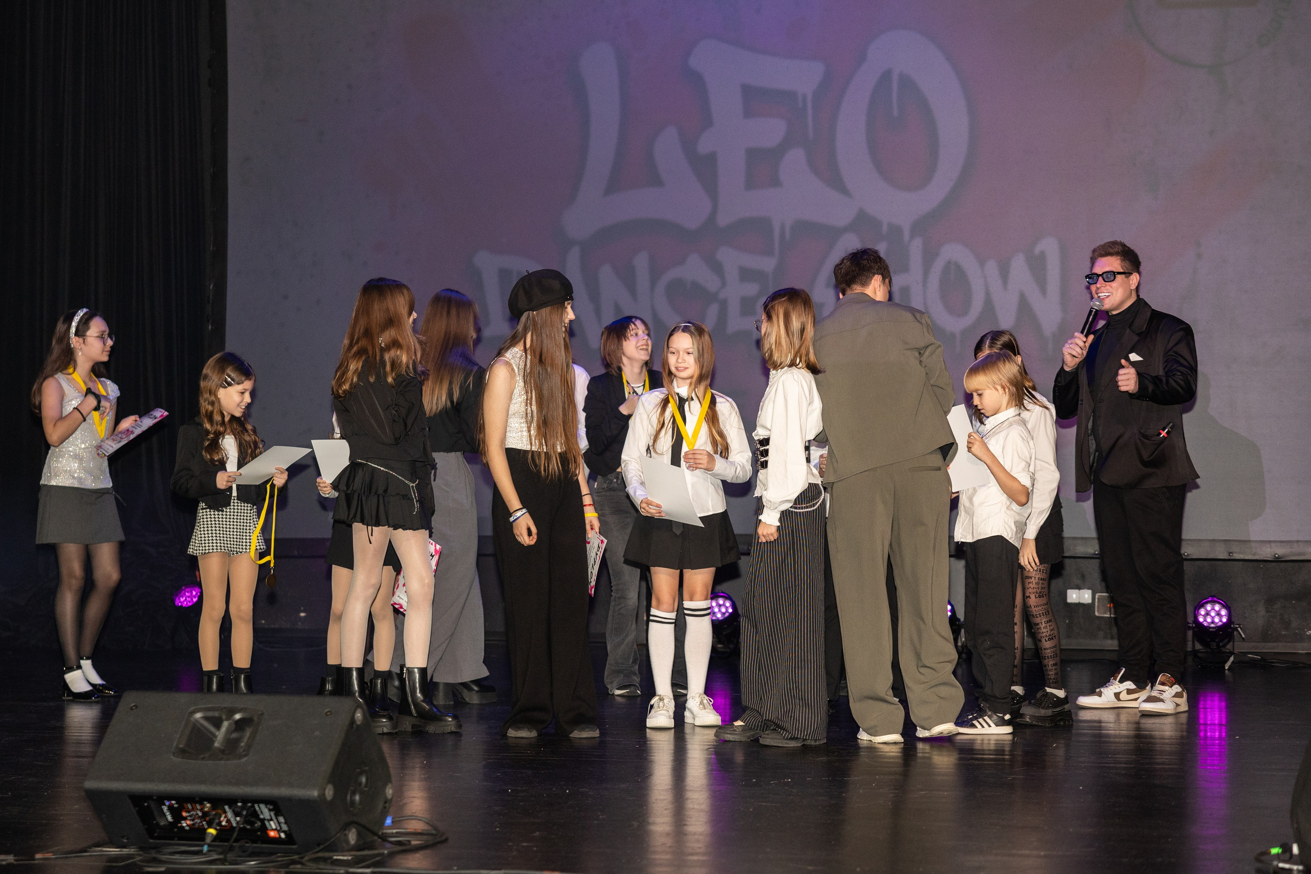 LEO DANCE SHOW WINTER 2025. Семейный и детский фотограф в Варшаве Мила Бобровская