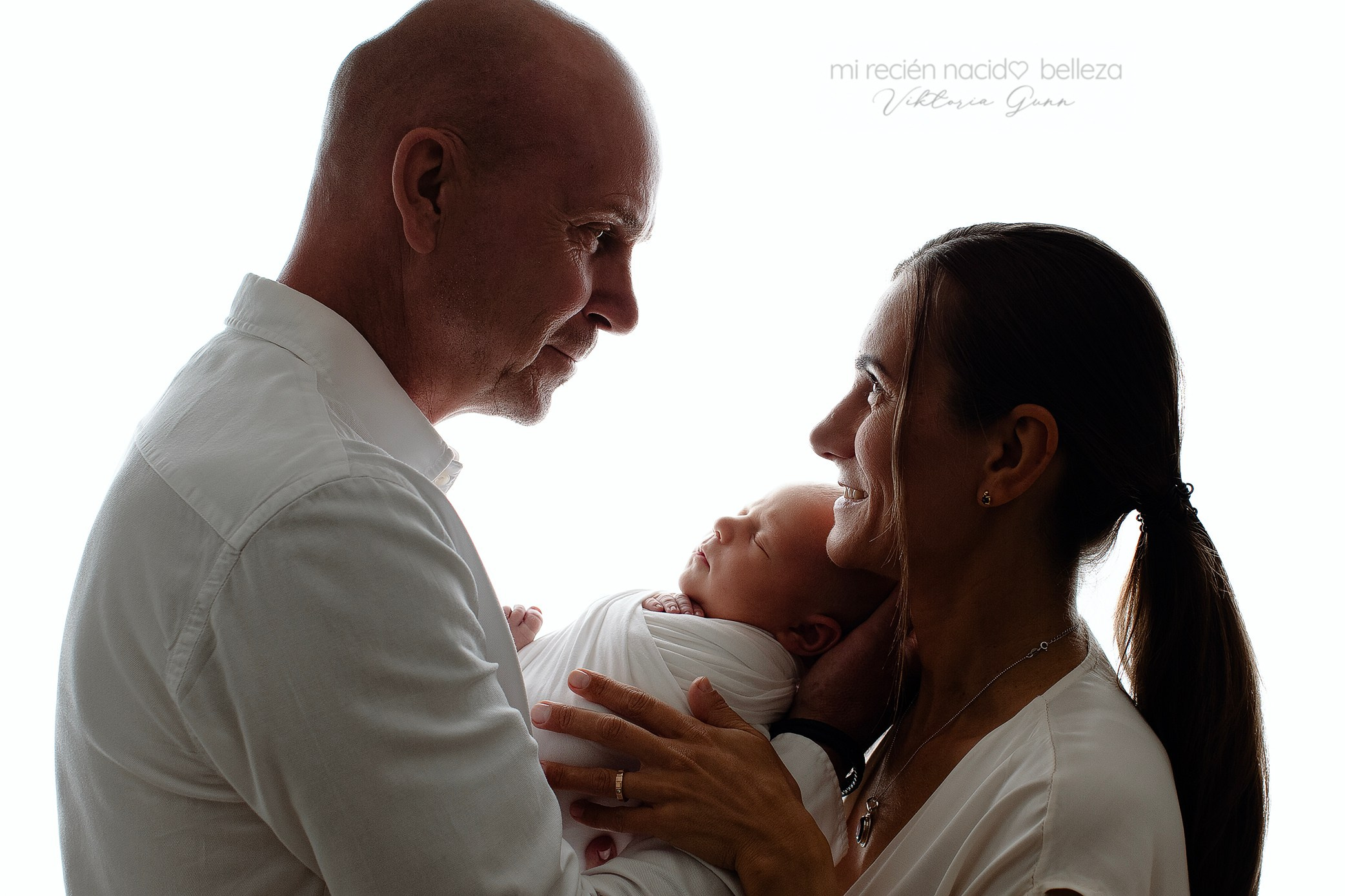 Новорожденные. Фотограф в Испании: Бенисса, Кальпе, Бенидорм, Аликанте Виктория Гунн