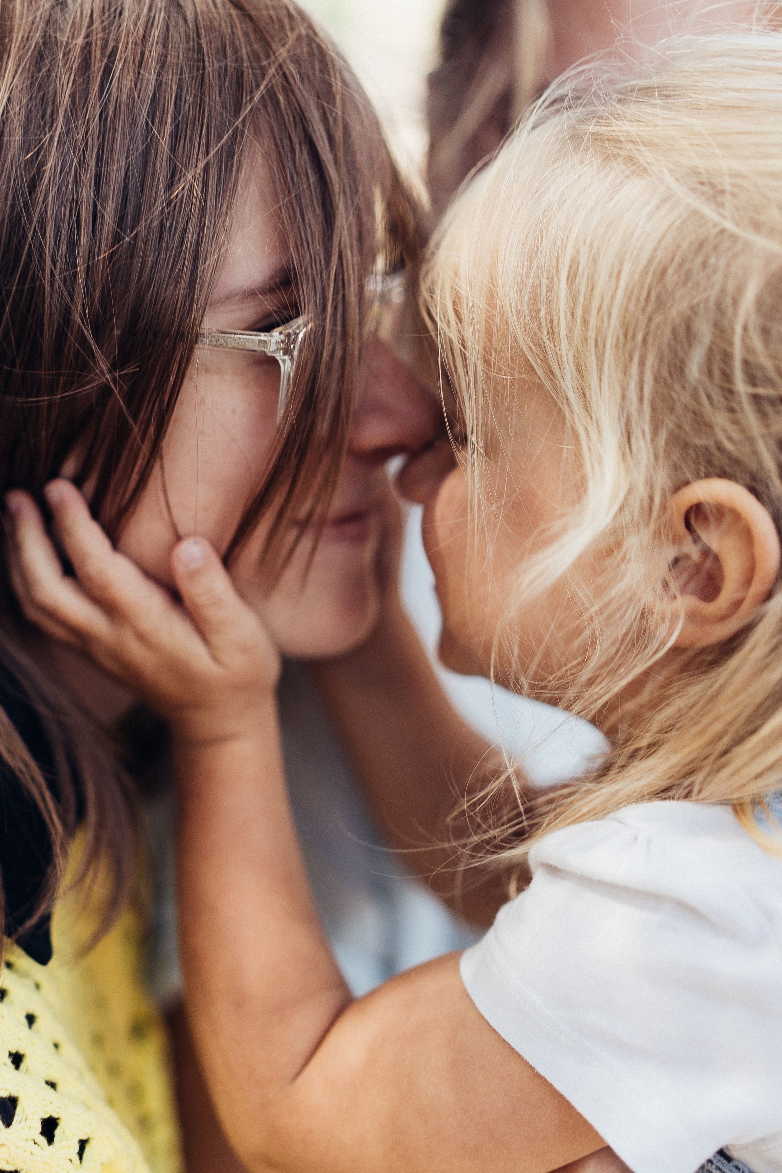 Маша, Максим, Эвелина, Эмилия. Family photographer in Oviedo — Yana Razina