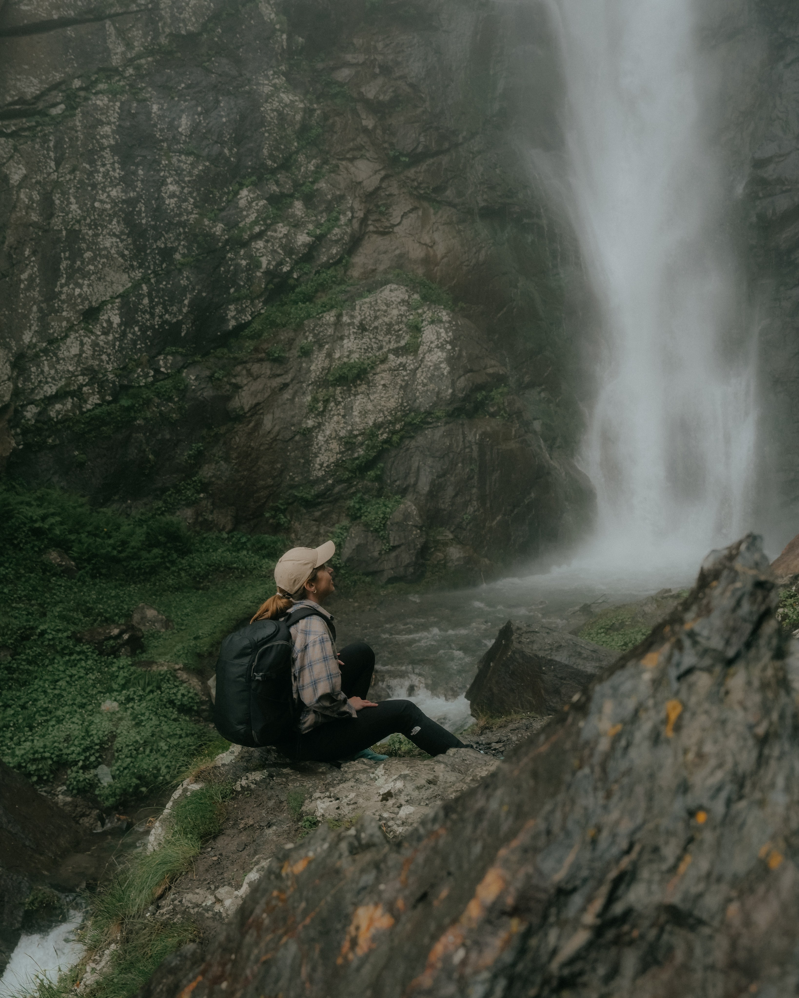 Gveleti Waterfalls (hike). Mountain Photographer in Georgia | Kazbegi & Gudauri Photo Experiences