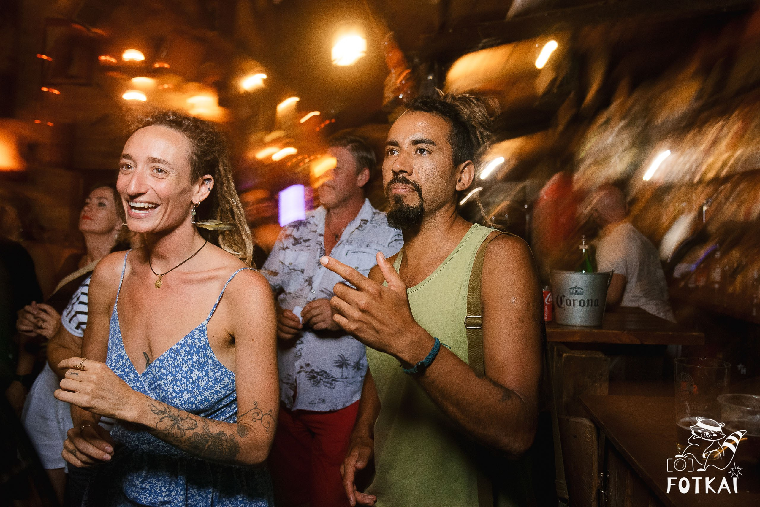 Los Ekilibristas en El Paso Rock Bar Torrevieja: Reportaje fotográfico 16.08.25 | FOTKAI