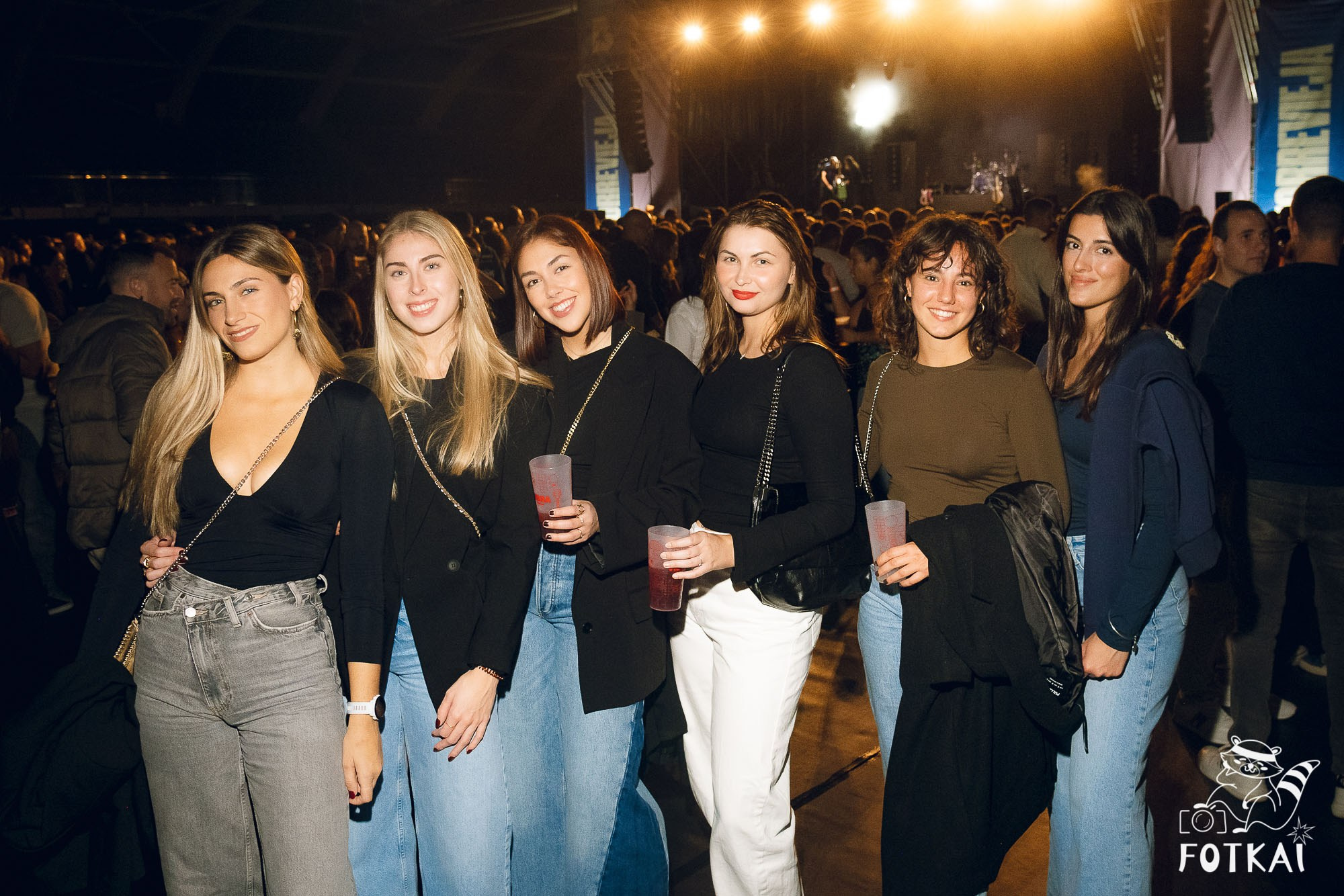 Sidonie en Torrevieja 2025 – Fotos del concierto y reportaje completo | FOTKAI