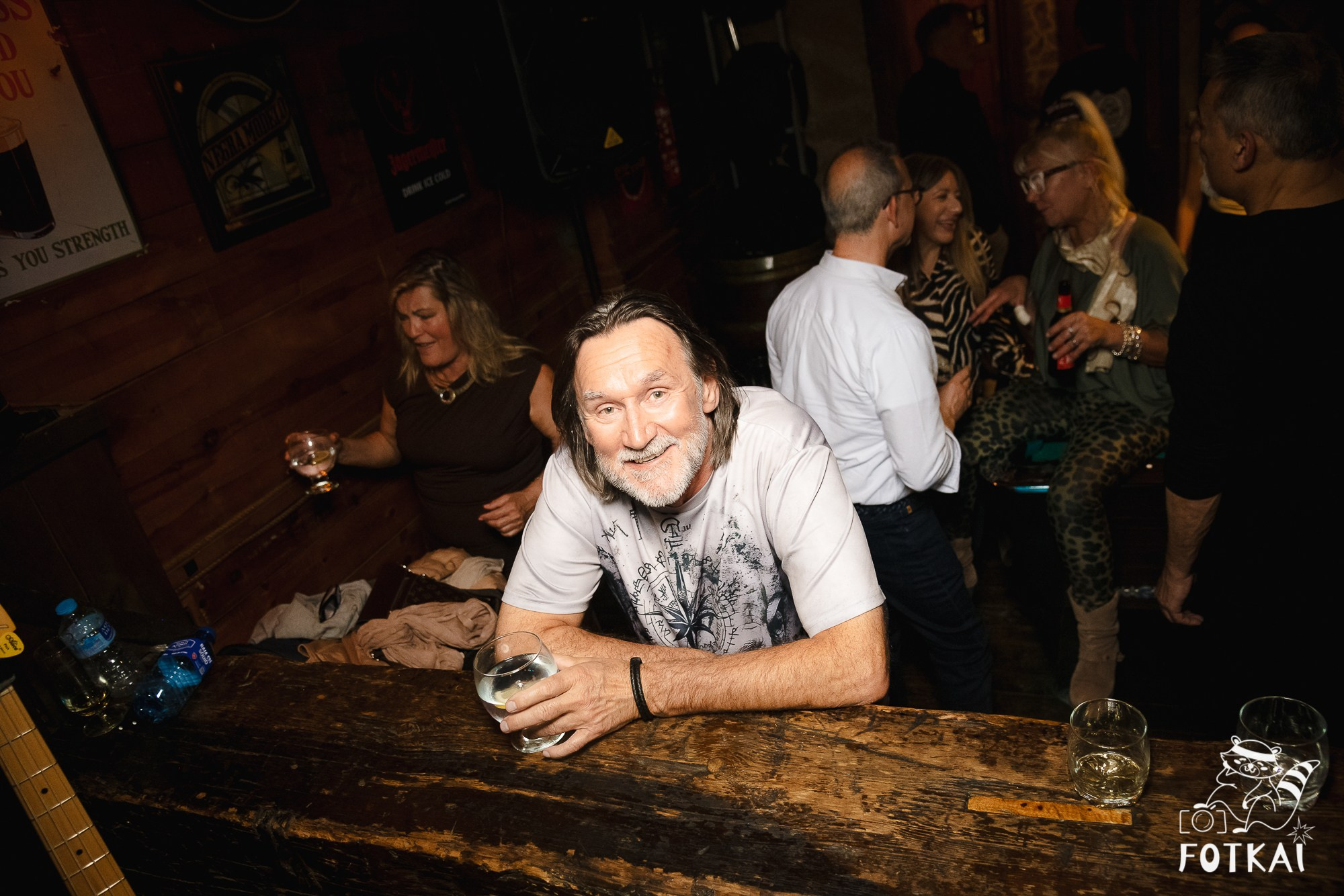 The Galaxy’s в El Paso Bar Торревьеха: фоторепортаж с концерта 21 марта 2026 года | FOTKAI