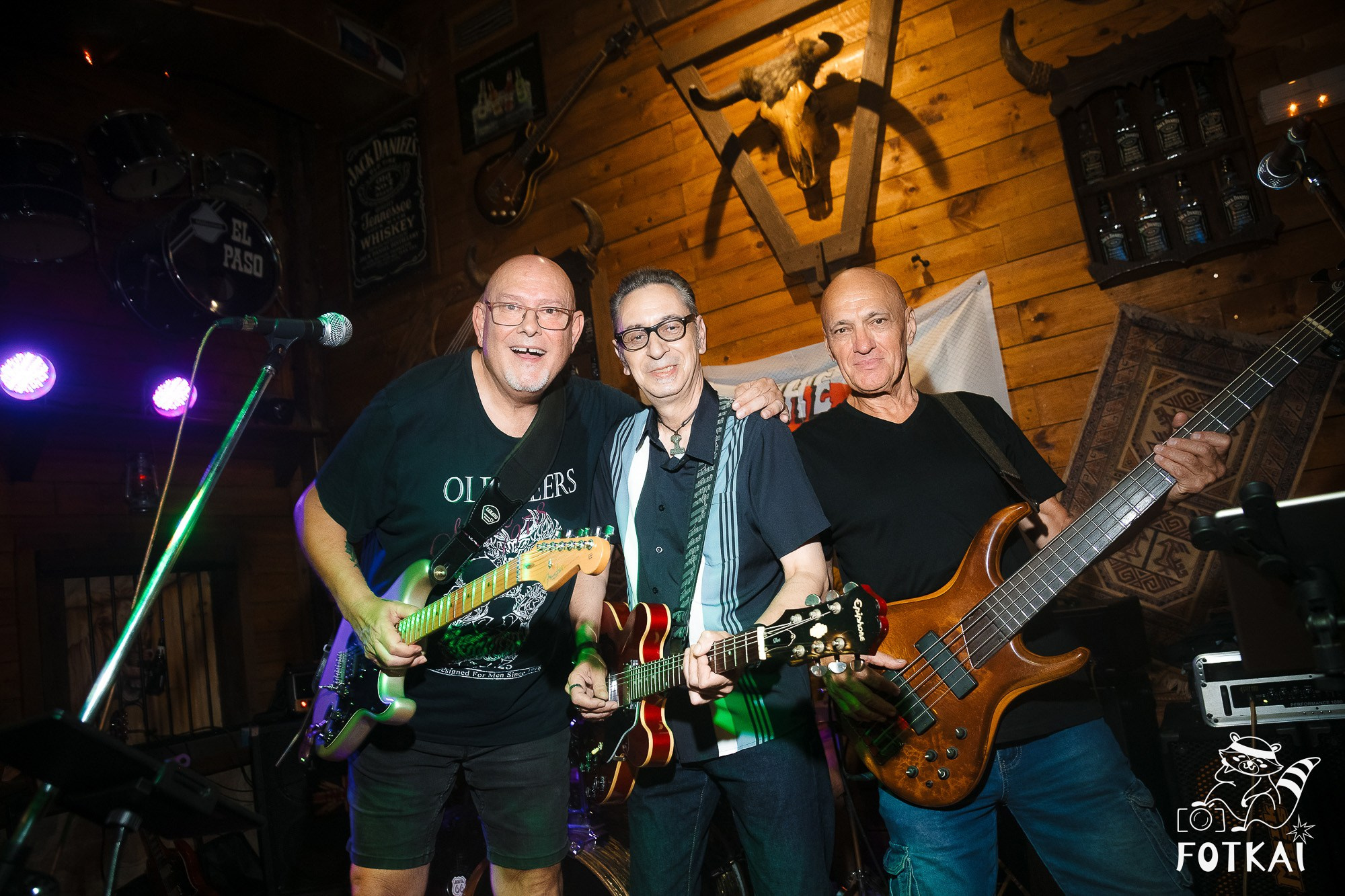 Jam Night в баре El Paso, Торревьеха — фоторепортаж живого джем-сейшена, июнь 2026 | FOTKAI