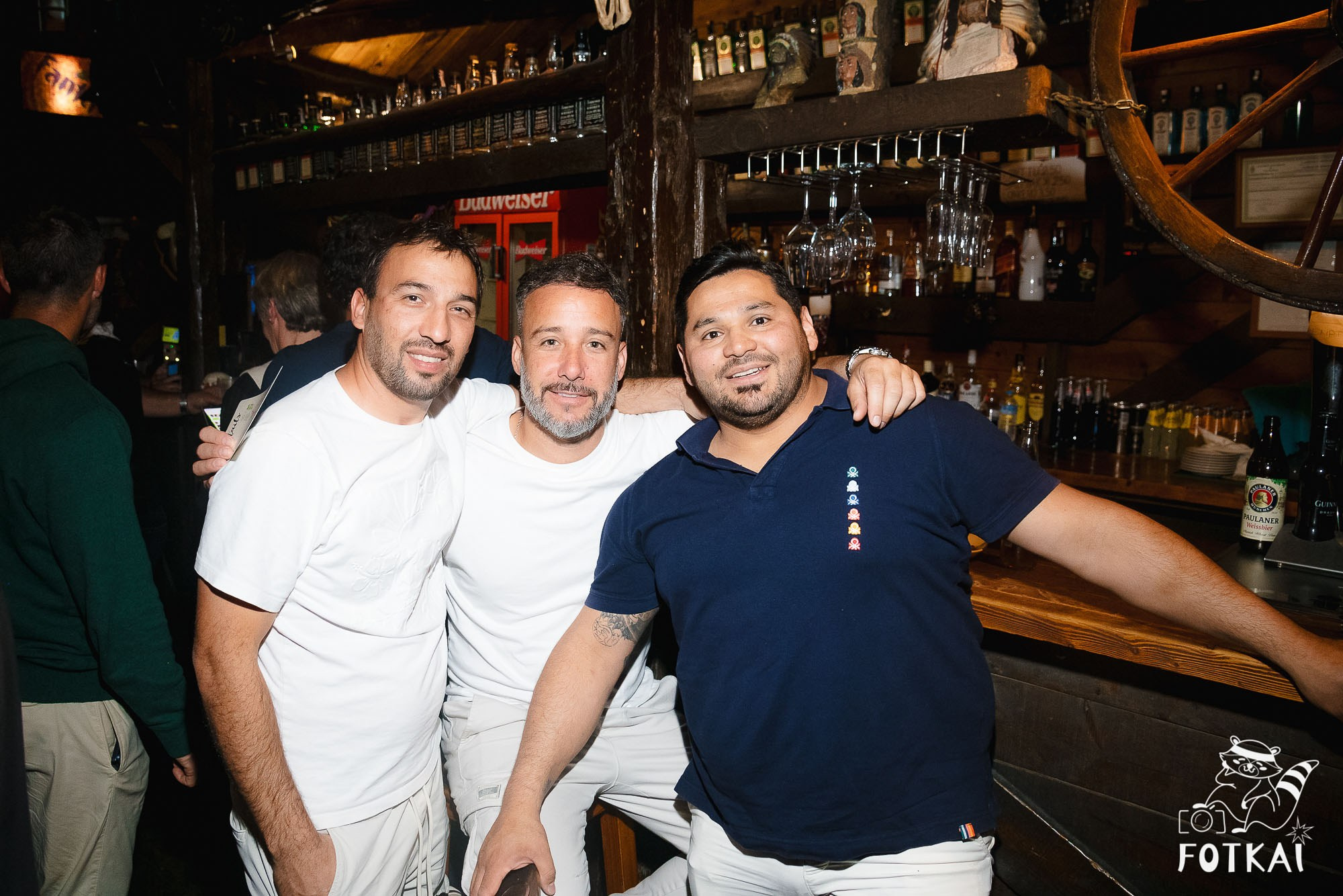 Los Ekilibristas de la Cuerda Floja — Фото с концерта в Торревьехе, 2026 | FOTKAI