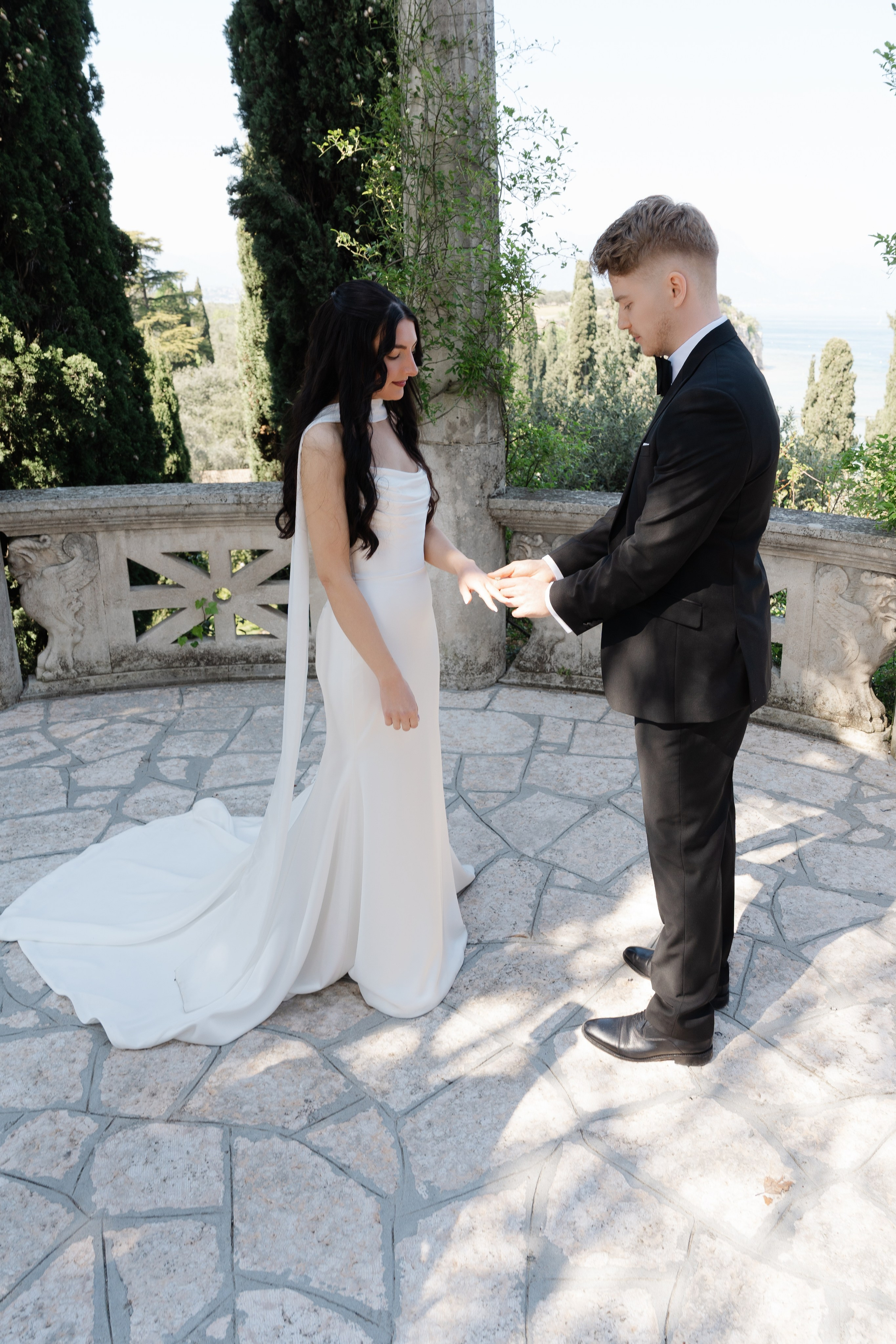 NATALIE AND ANDREW_ ELOPEMENT on LAKE GARDA. PHOTOGRAPHER IN ITALY