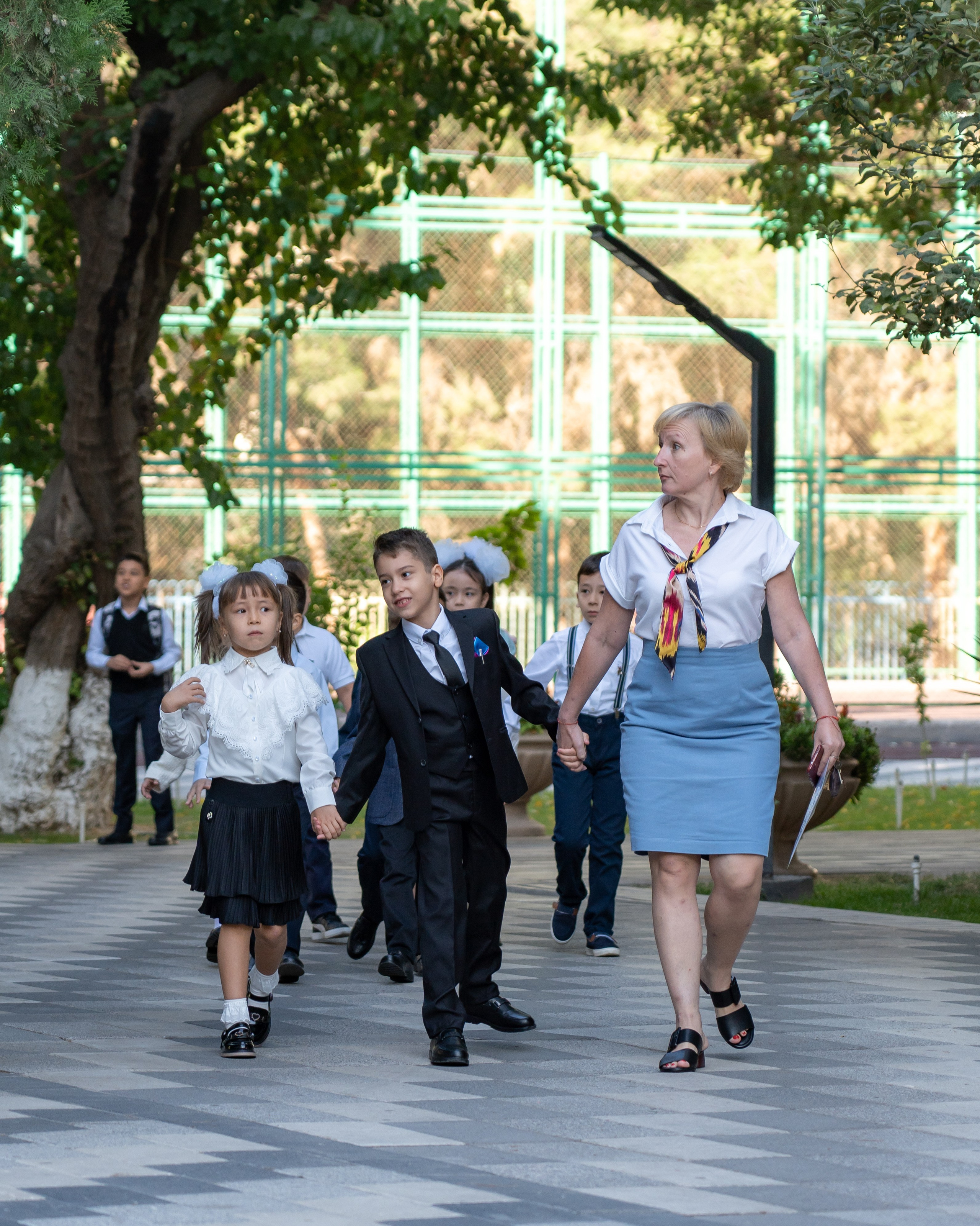 В школах Узбекистана прозвенел Первый звонок. Георгий Намазов | Фотограф в Ташкенте