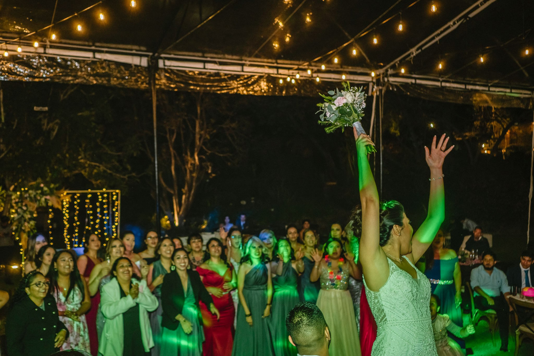 Yenisel & Raul / Tepoztlan. Wedding and family photographer in Mexico City