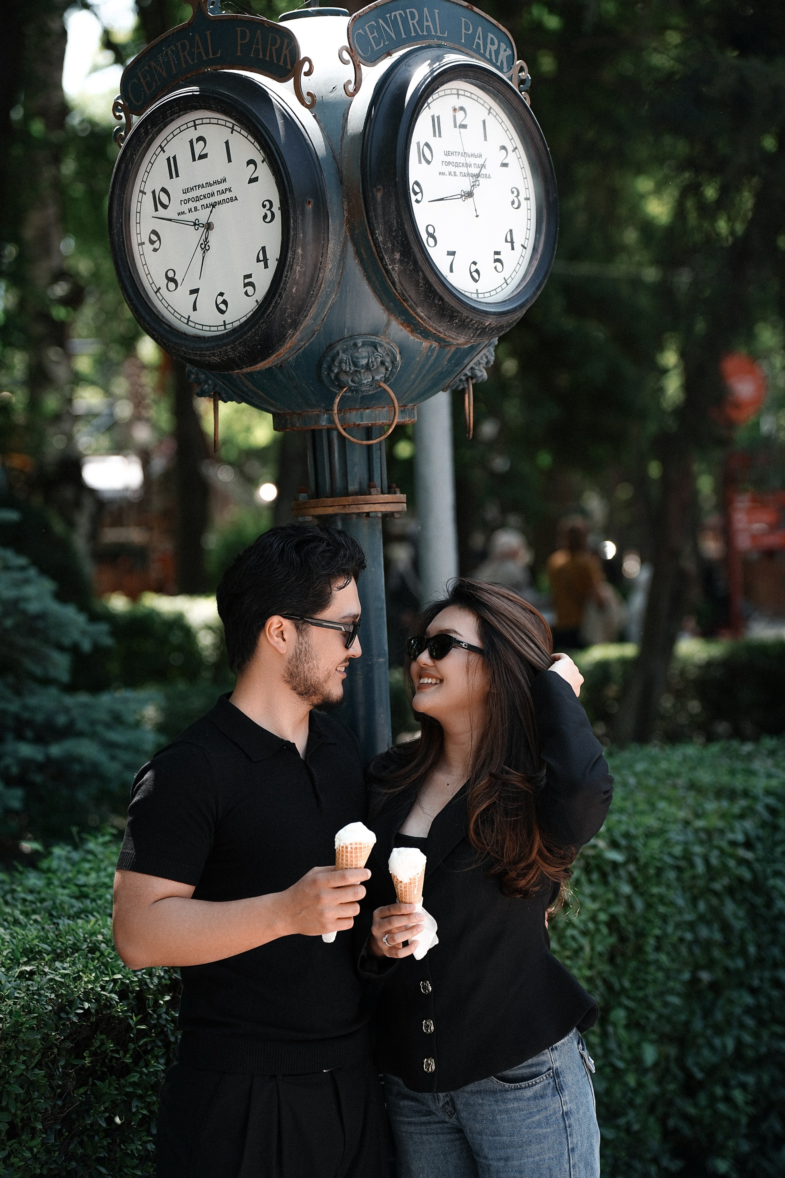 Love. Sariev