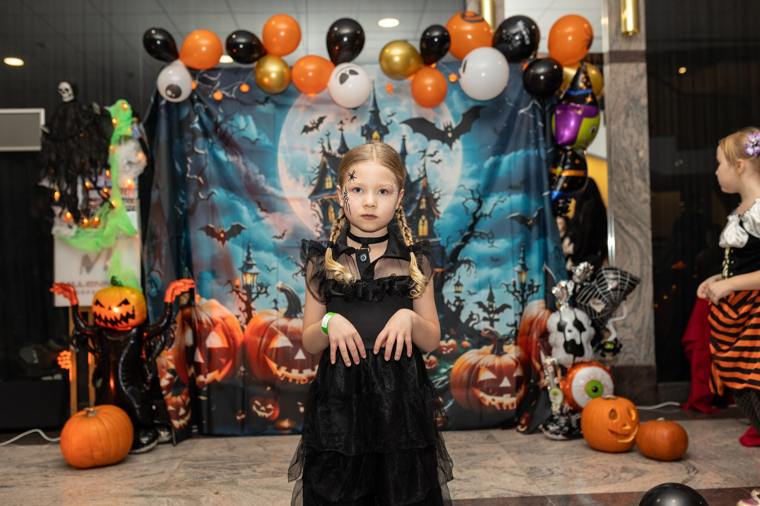 Leo dance studio Helloween 2025. Семейный и детский фотограф в Варшаве Мила Бобровская