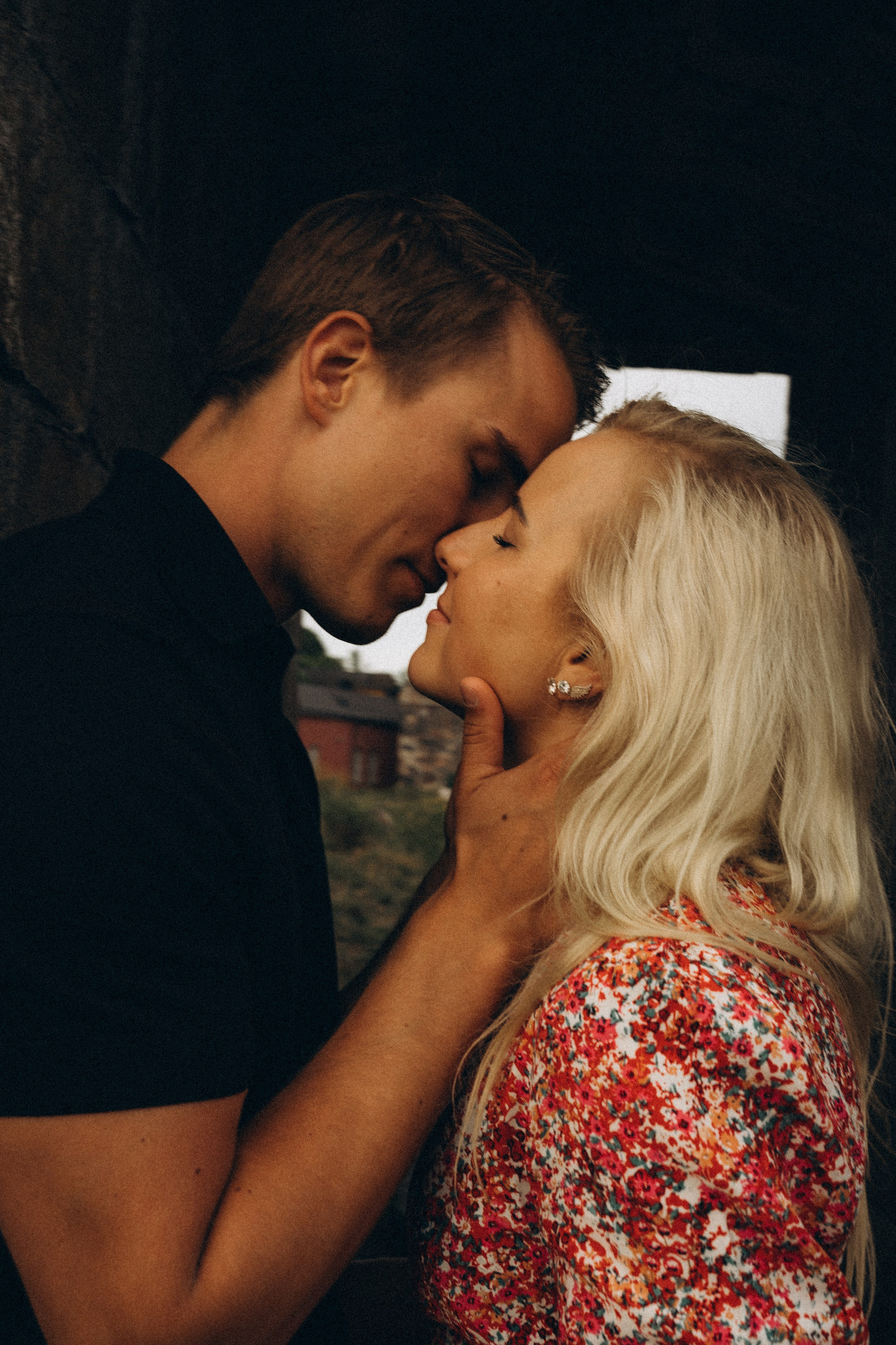 I&T. Wedding and potrait photographer in Helsinki Vickan O